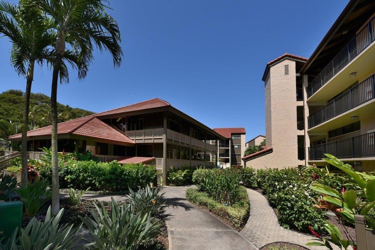 Papakea L108 · PK L108 Remodeled OceanFront 1BD