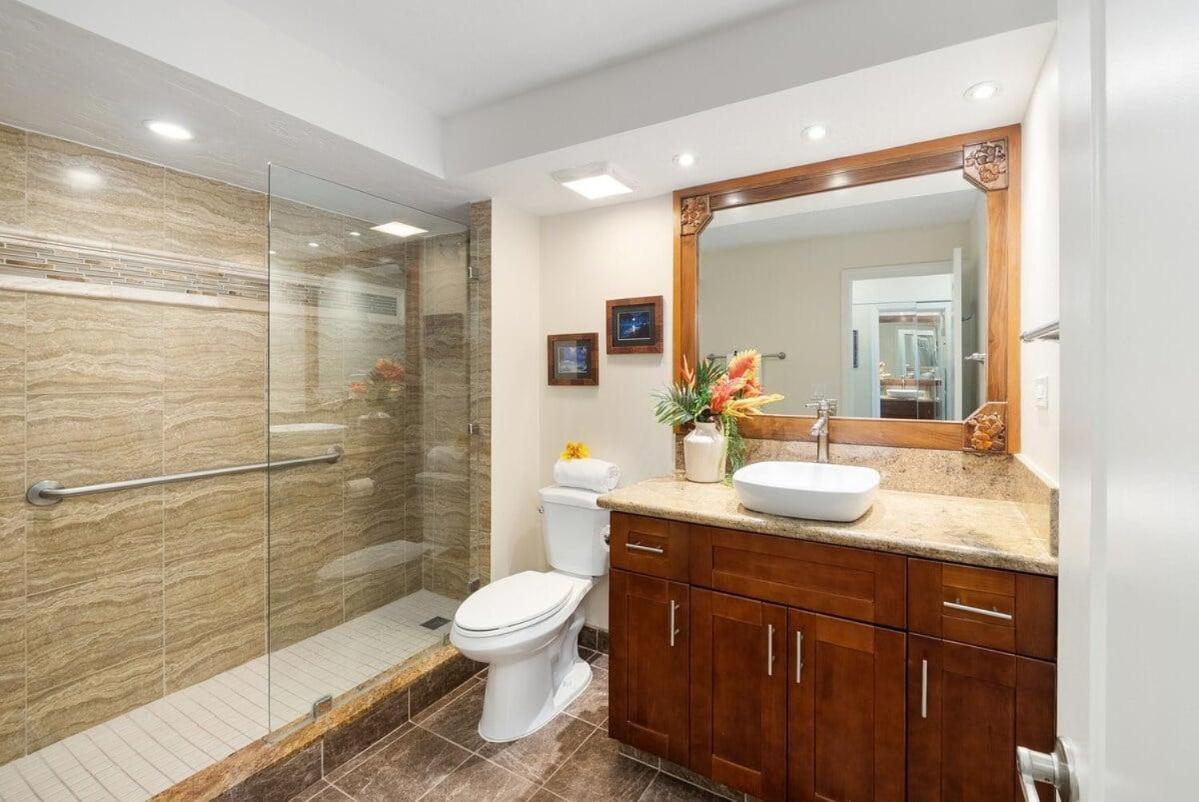 Lahaina Shores 512 · LS 512 Getaway Studio by the Beach Pool Hot