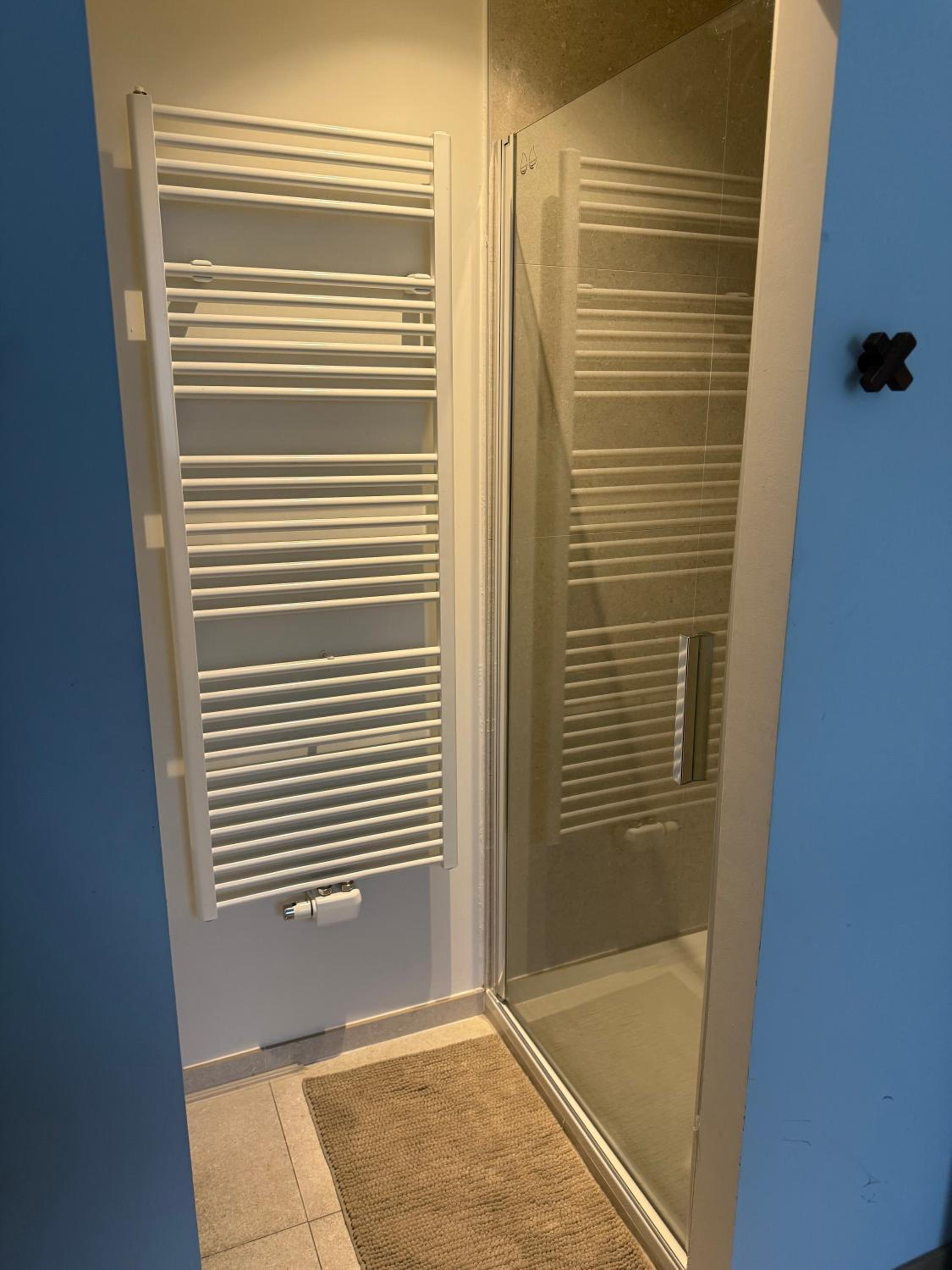 The Central Experience - 2 BR, Bright, Spacious & Central