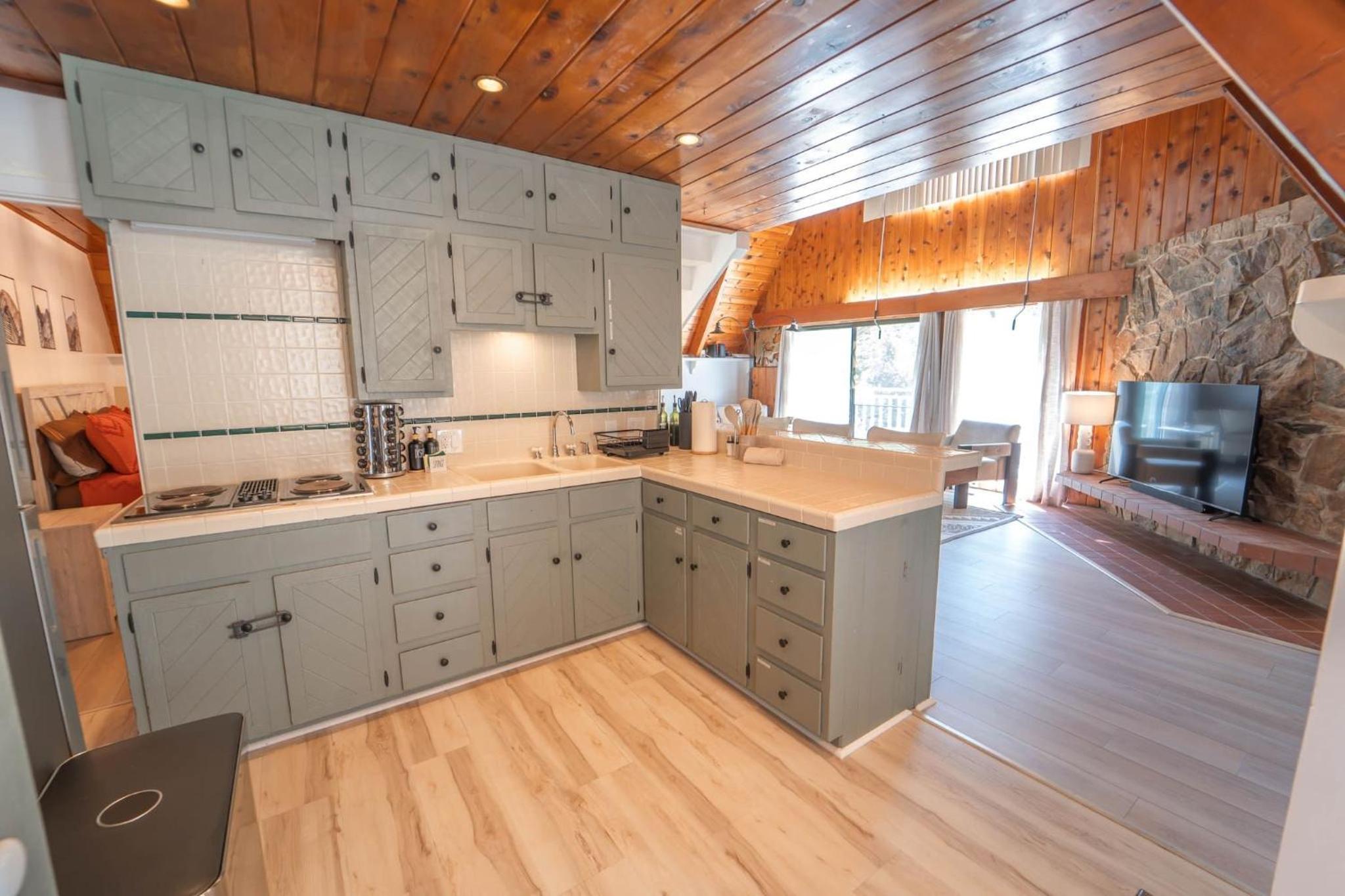 Sequoia Vintage A-frame River Retreat