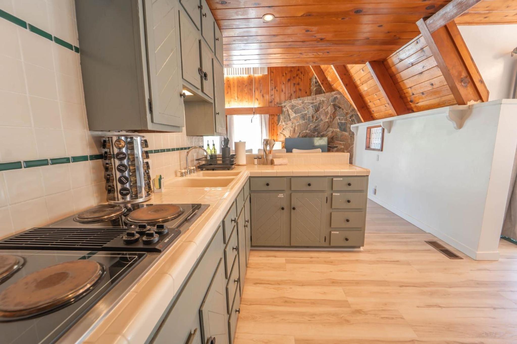 Sequoia Vintage A-frame River Retreat