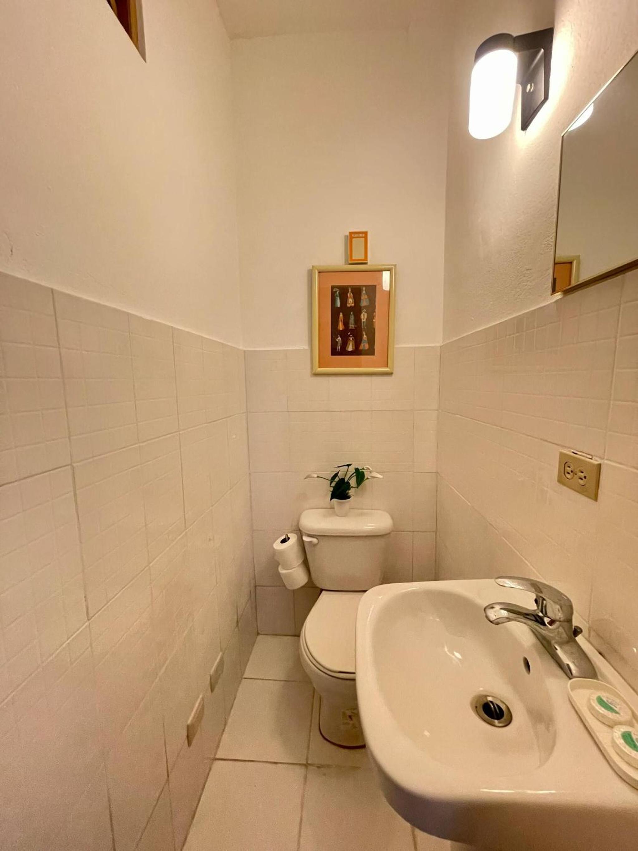 Apartment 5 Mins Walk To The Beach