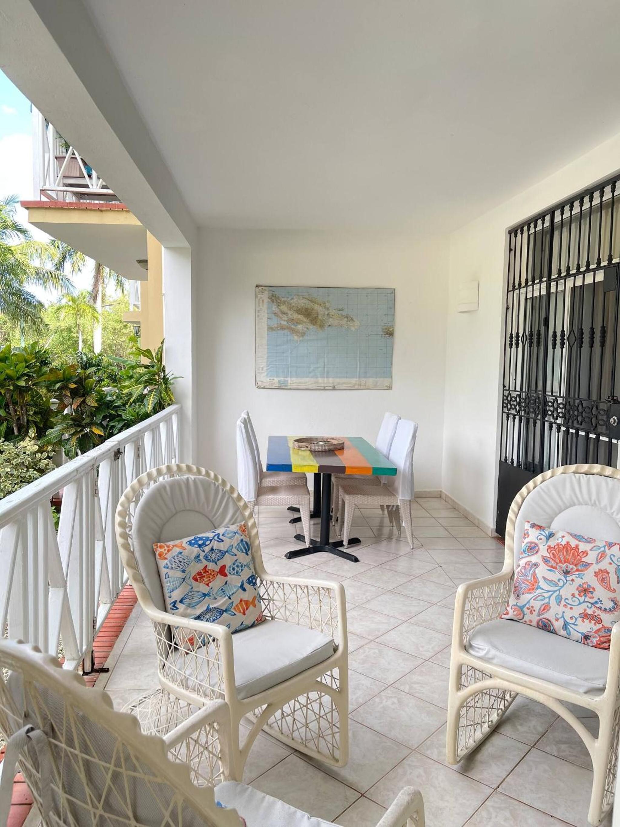Apartment 5 Mins Walk To The Beach