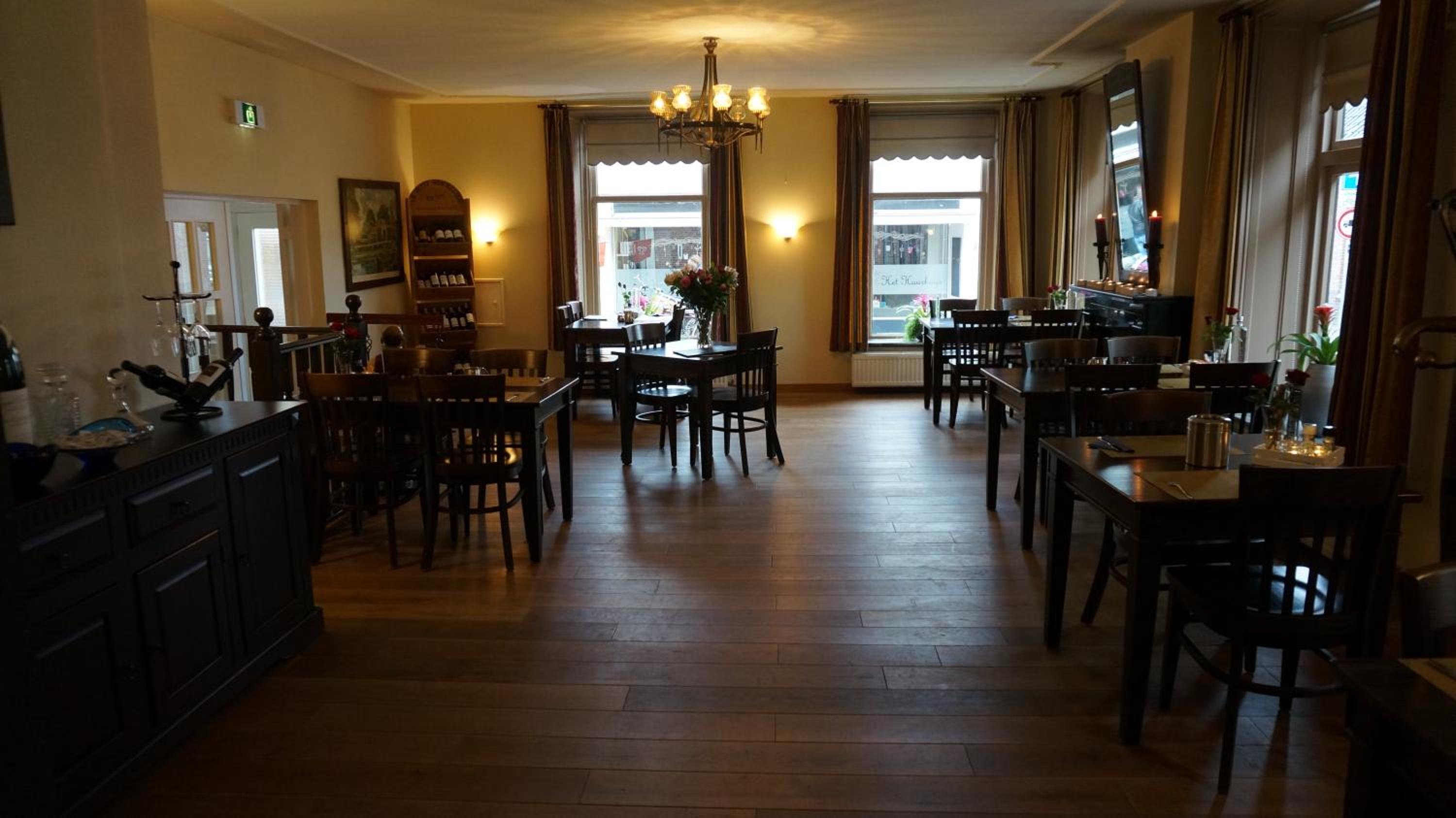 restaurant
