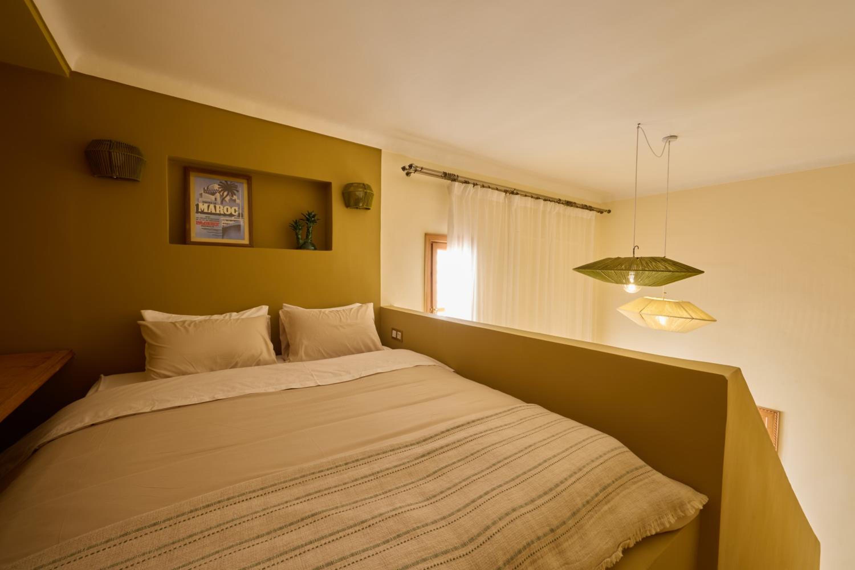 Riad Al Muhandiz Peaceful Duplex Suites near Jemaa El Fna