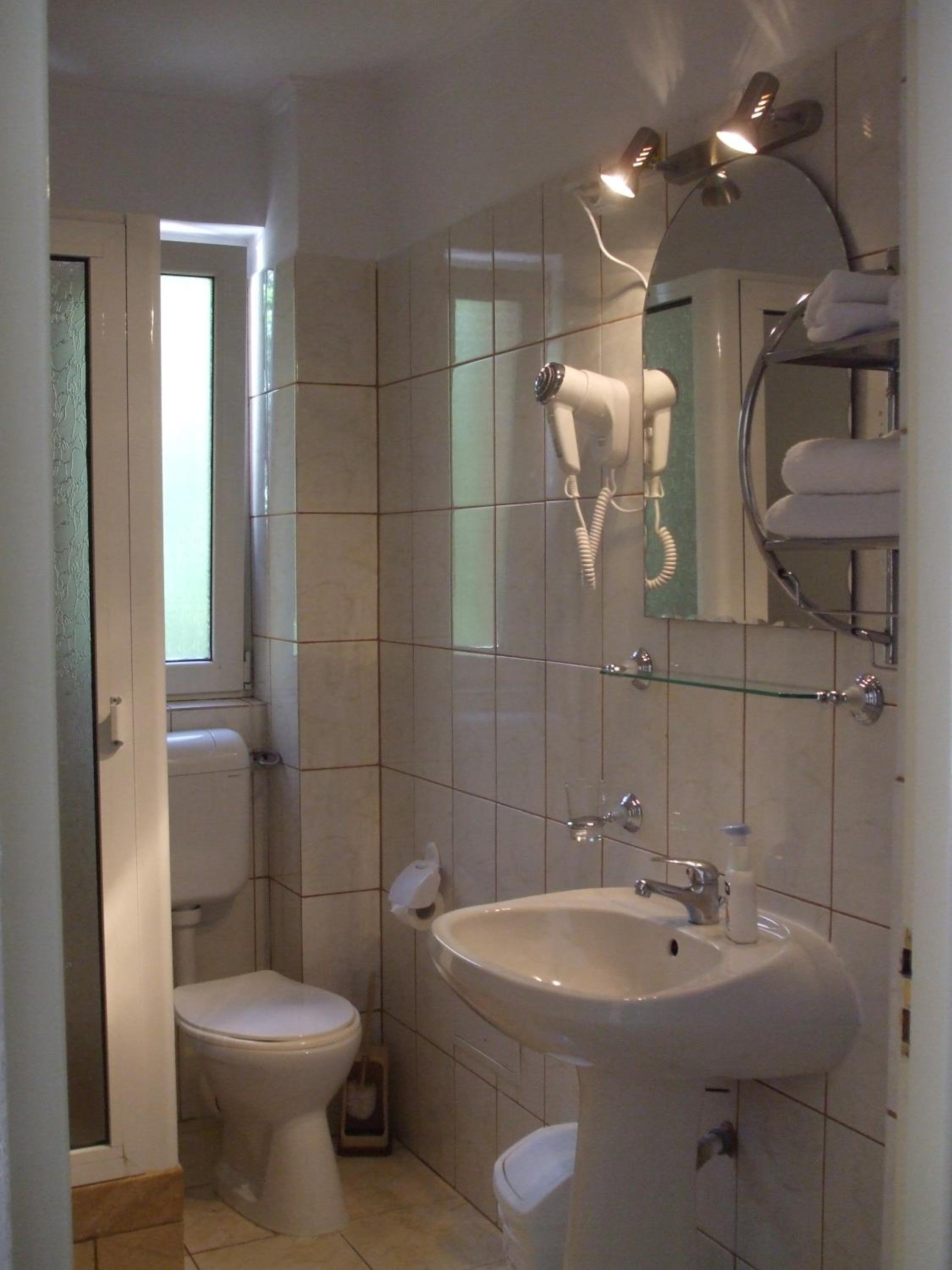 Photo 38