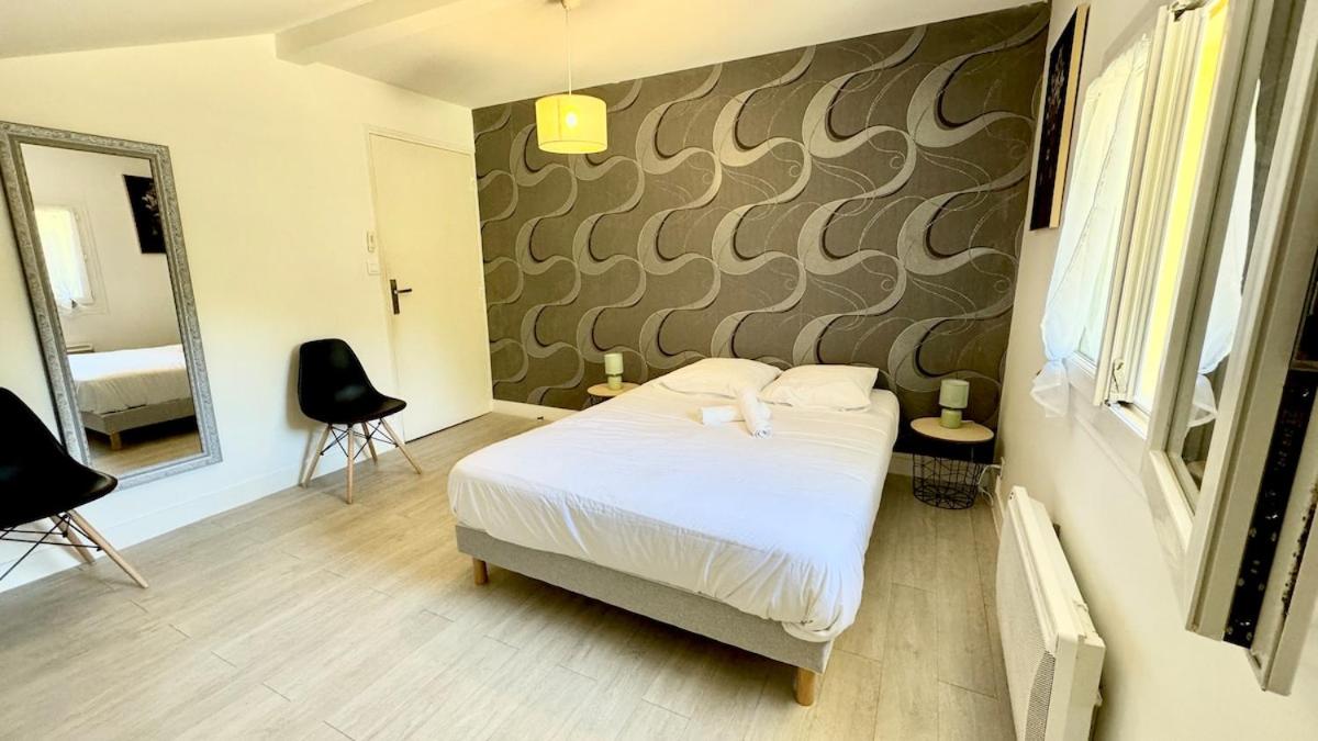 Le refuge, Wifi, Parking privé, Proche Limoges, terrasse, jardin