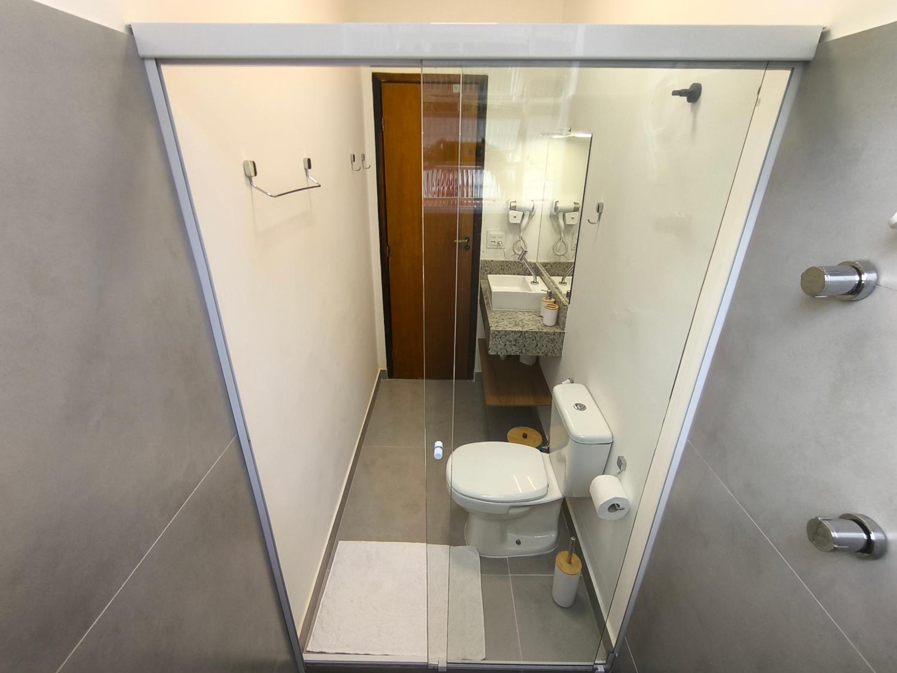 Paquetá: 2 quartos - AC , Wi-Fi e Churrasqueira!