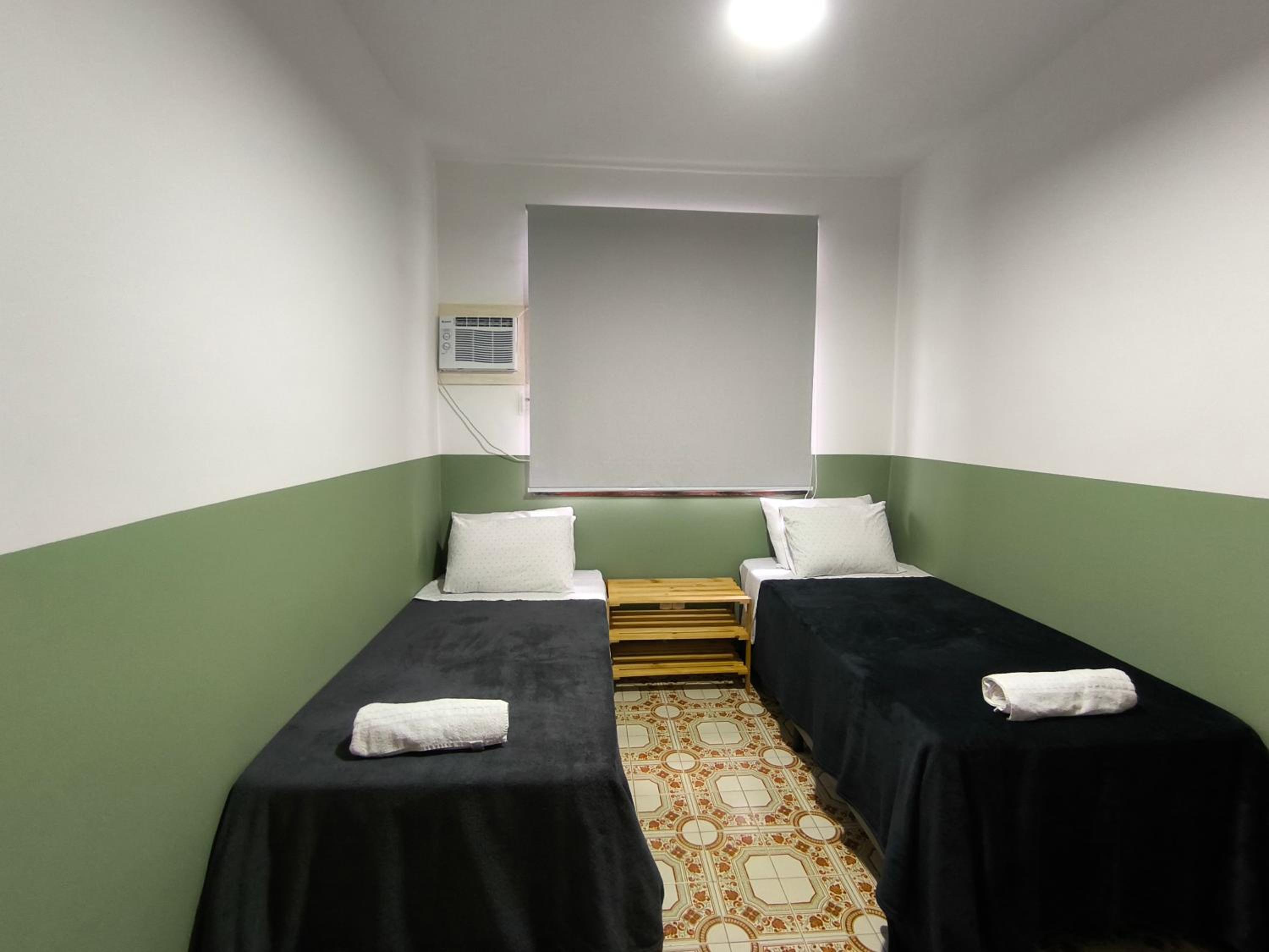 Paquetá: 2 quartos - AC , Wi-Fi e Churrasqueira!