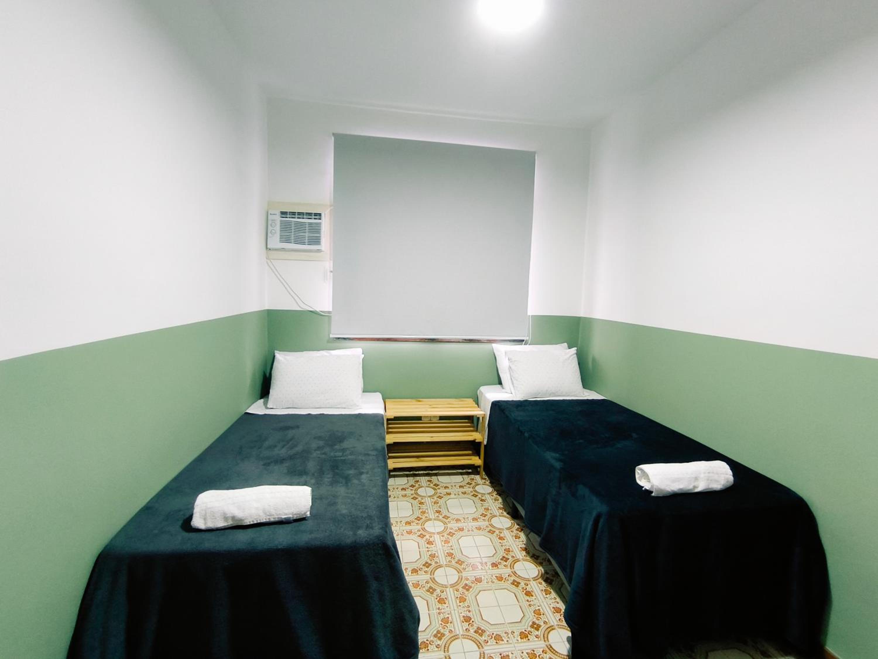 Paquetá: 2 quartos - AC , Wi-Fi e Churrasqueira!