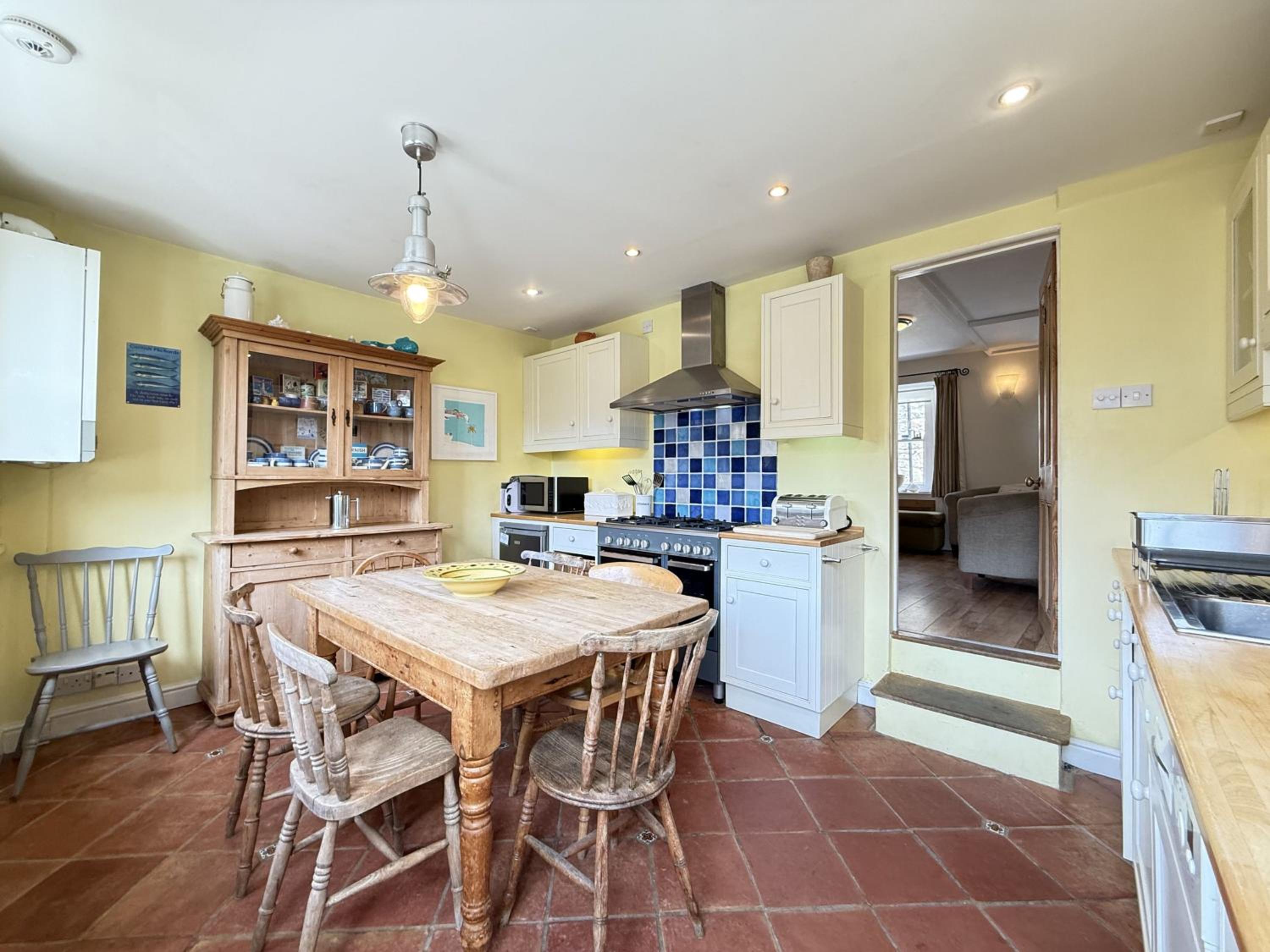 Seabreeze in the heart of St Ives, minutes from Harbour & Beaches