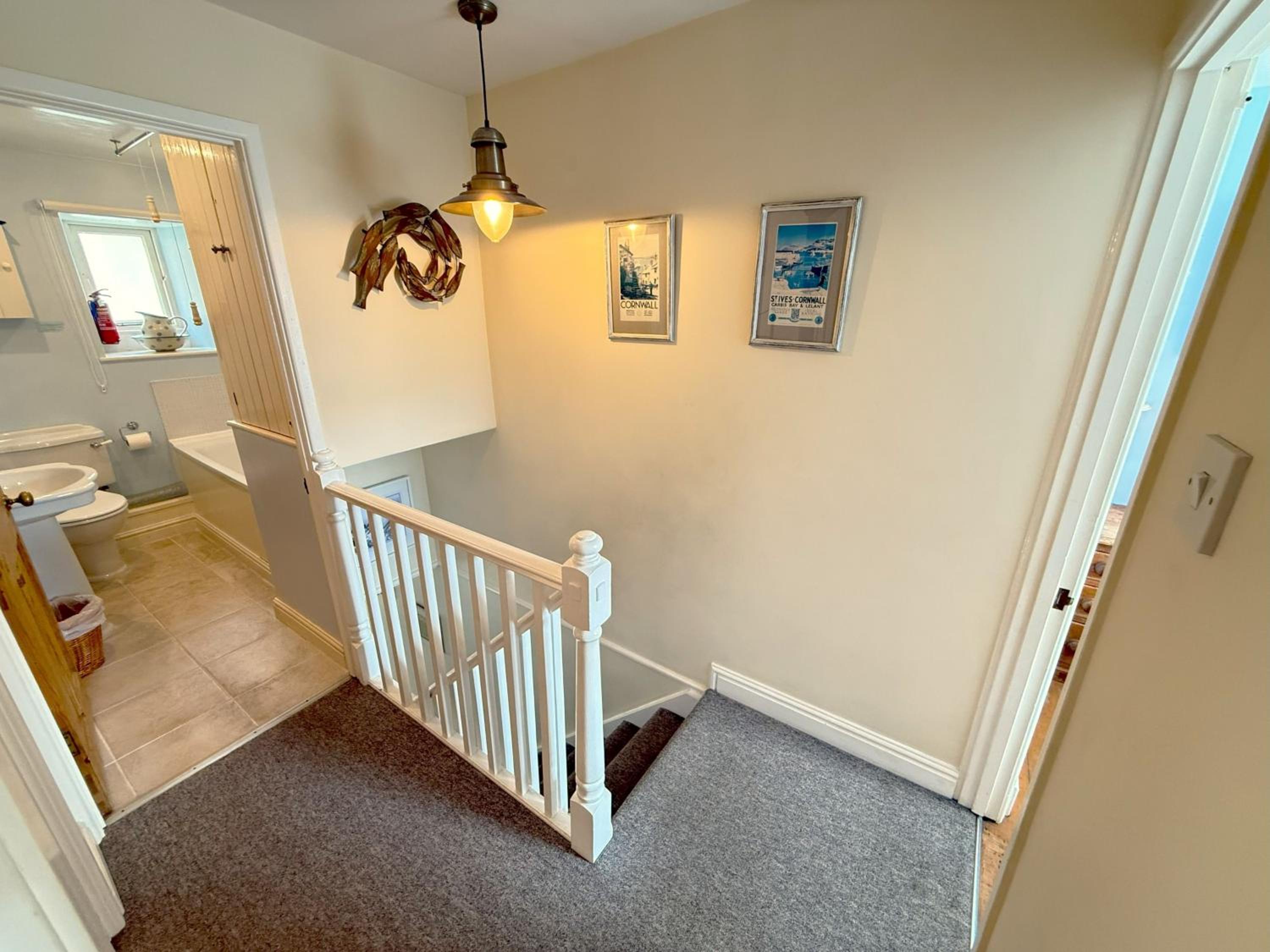 Seabreeze in the heart of St Ives, minutes from Harbour & Beaches