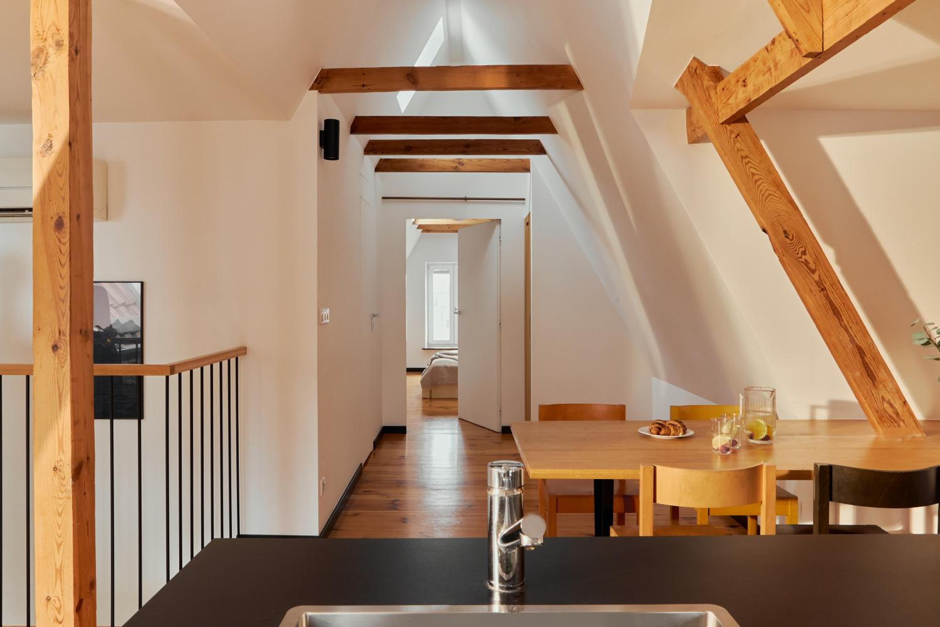 3-level apartment with a view of St Mary's Basilica by Downtown Apartments