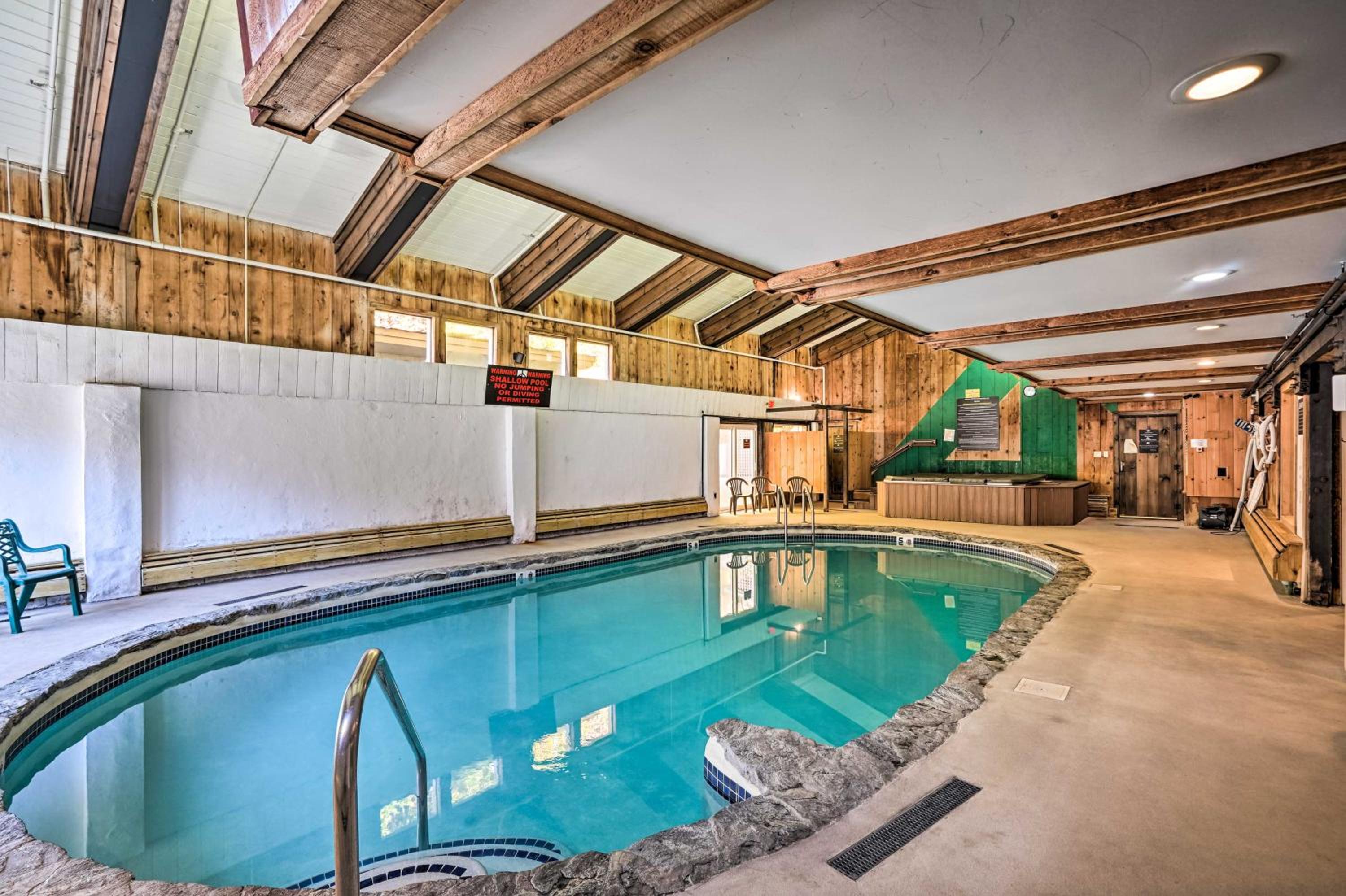 Hike, Ski and Relax Renovated Retreat in Wilmington