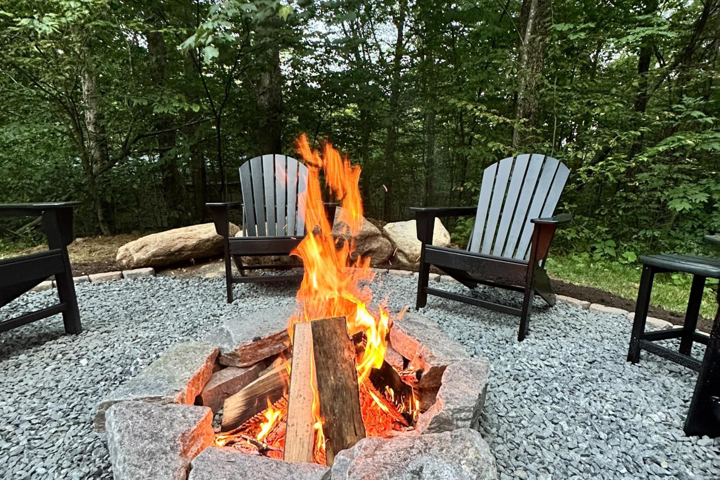 Hike, Ski and Relax Renovated Retreat in Wilmington