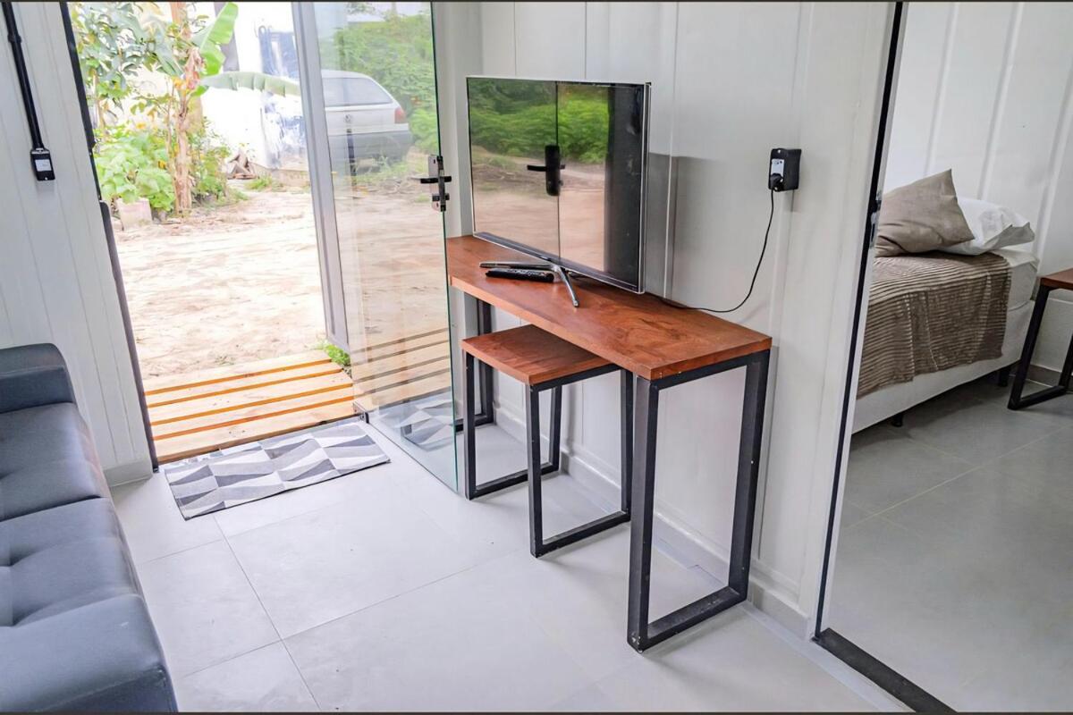 ContainerHome na Praia do Campeche com Ar Condidionado