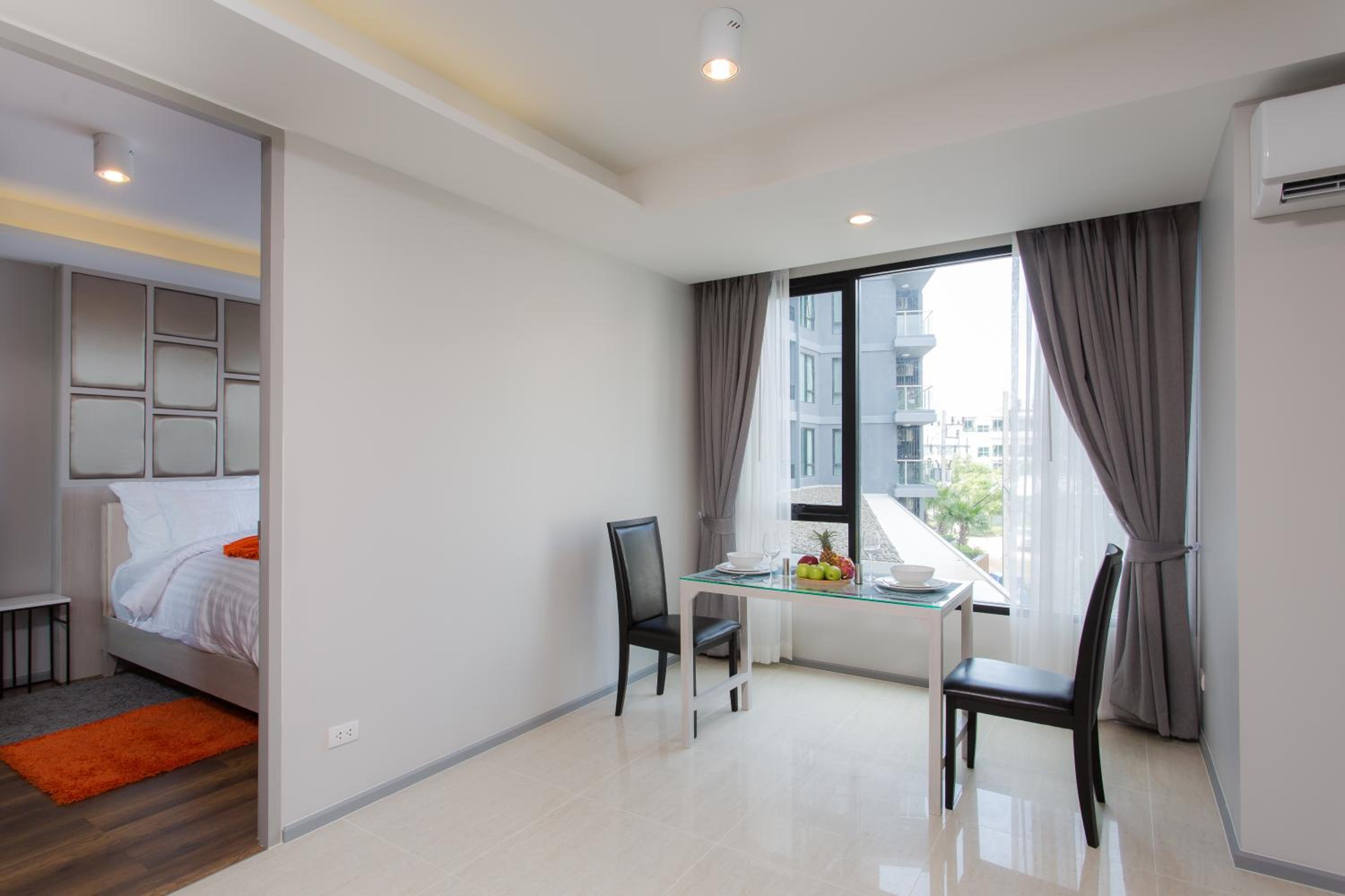 6th Avenue Surin Beach - Official Account, photo 40