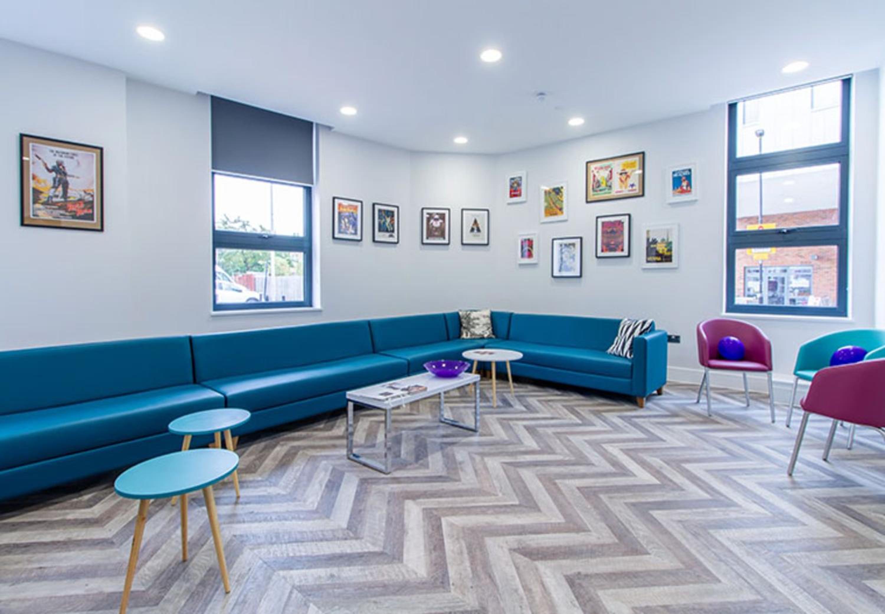 Student Only Modern Studio Apartment at Seven Sisters Near Tottenham Hotspur Stadium