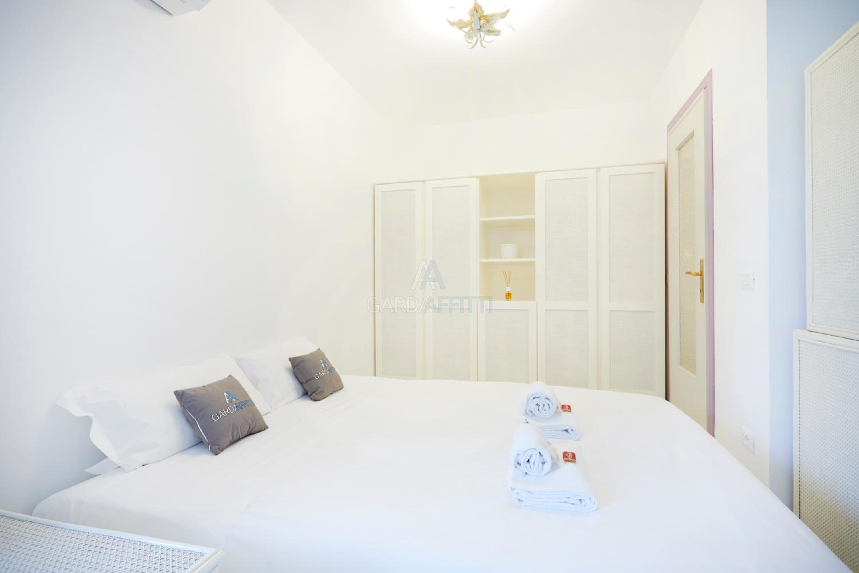 Lisbona Apartment - Terrazza Vista Lago a Sirmione