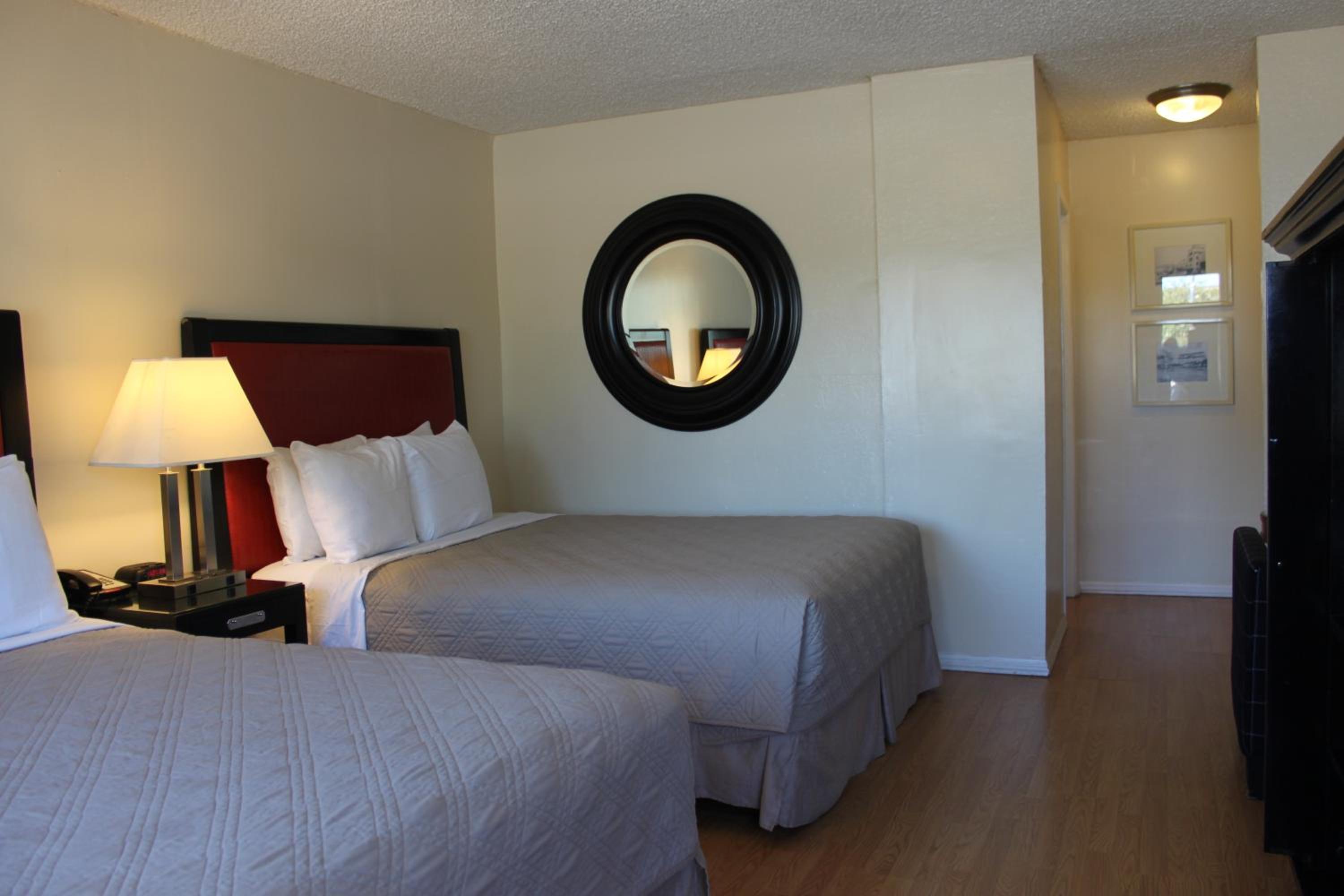 Budget Inn, photo 11