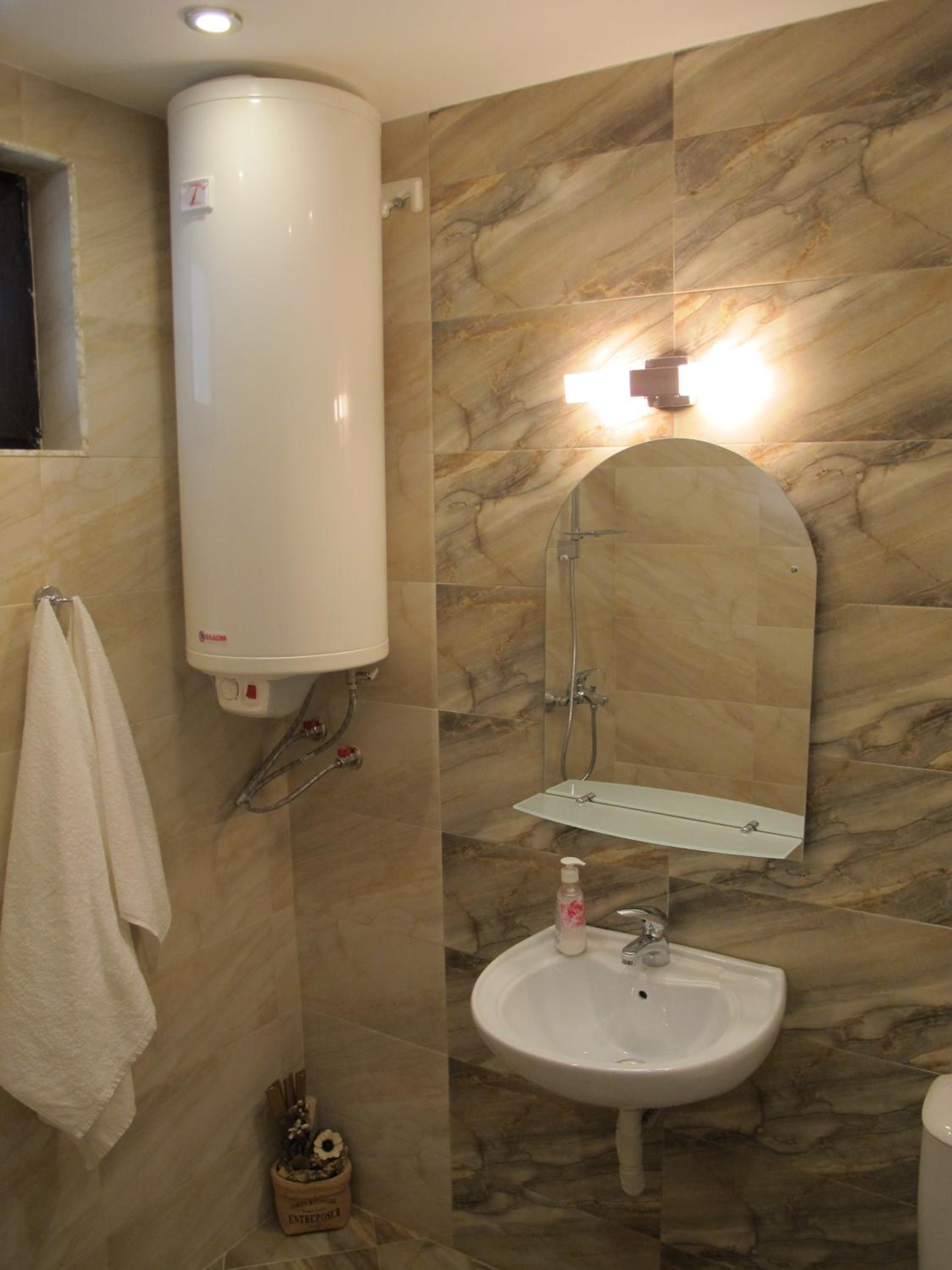Guest House & Bistro Lefterova