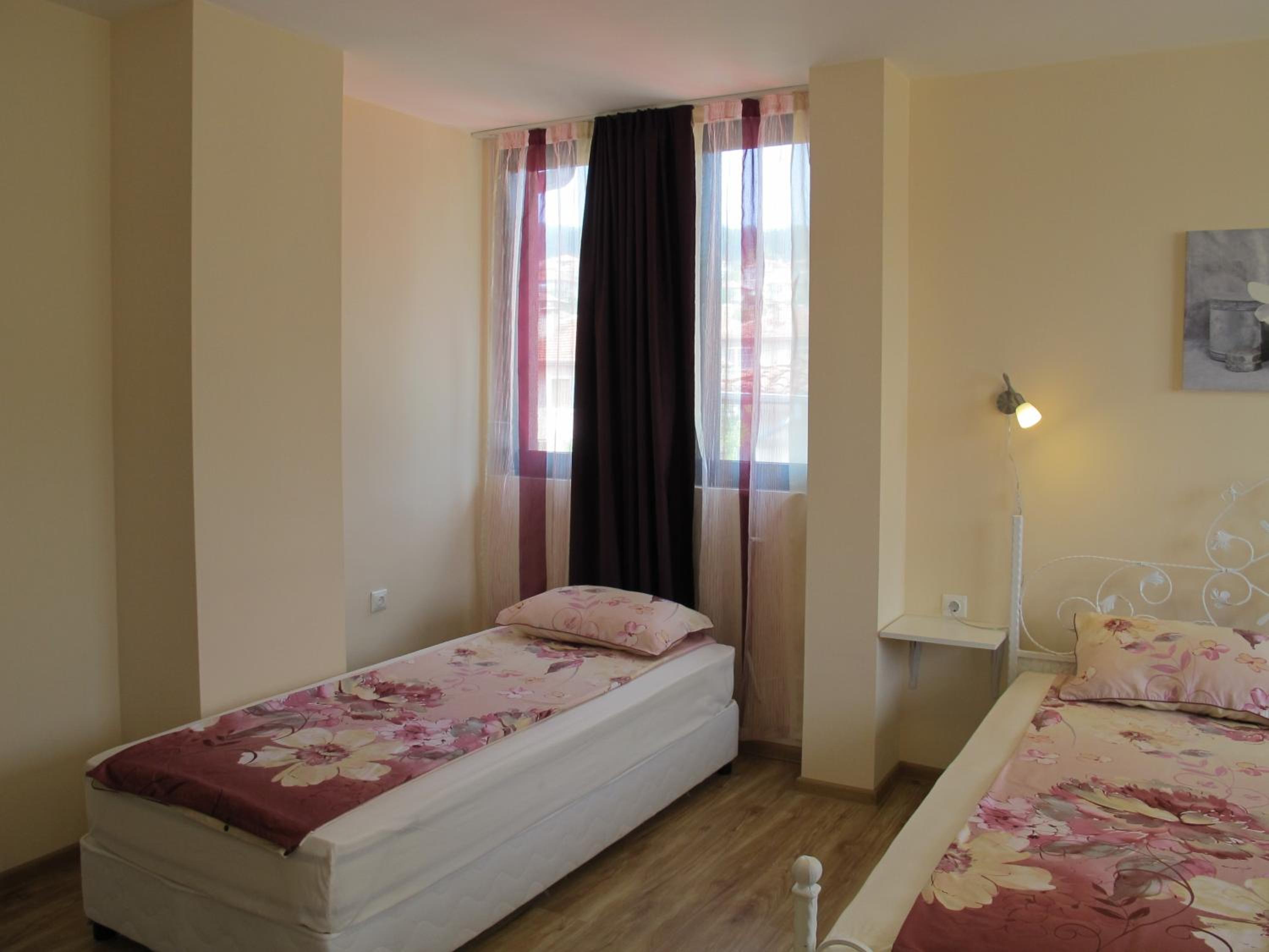 Guest House & Bistro Lefterova
