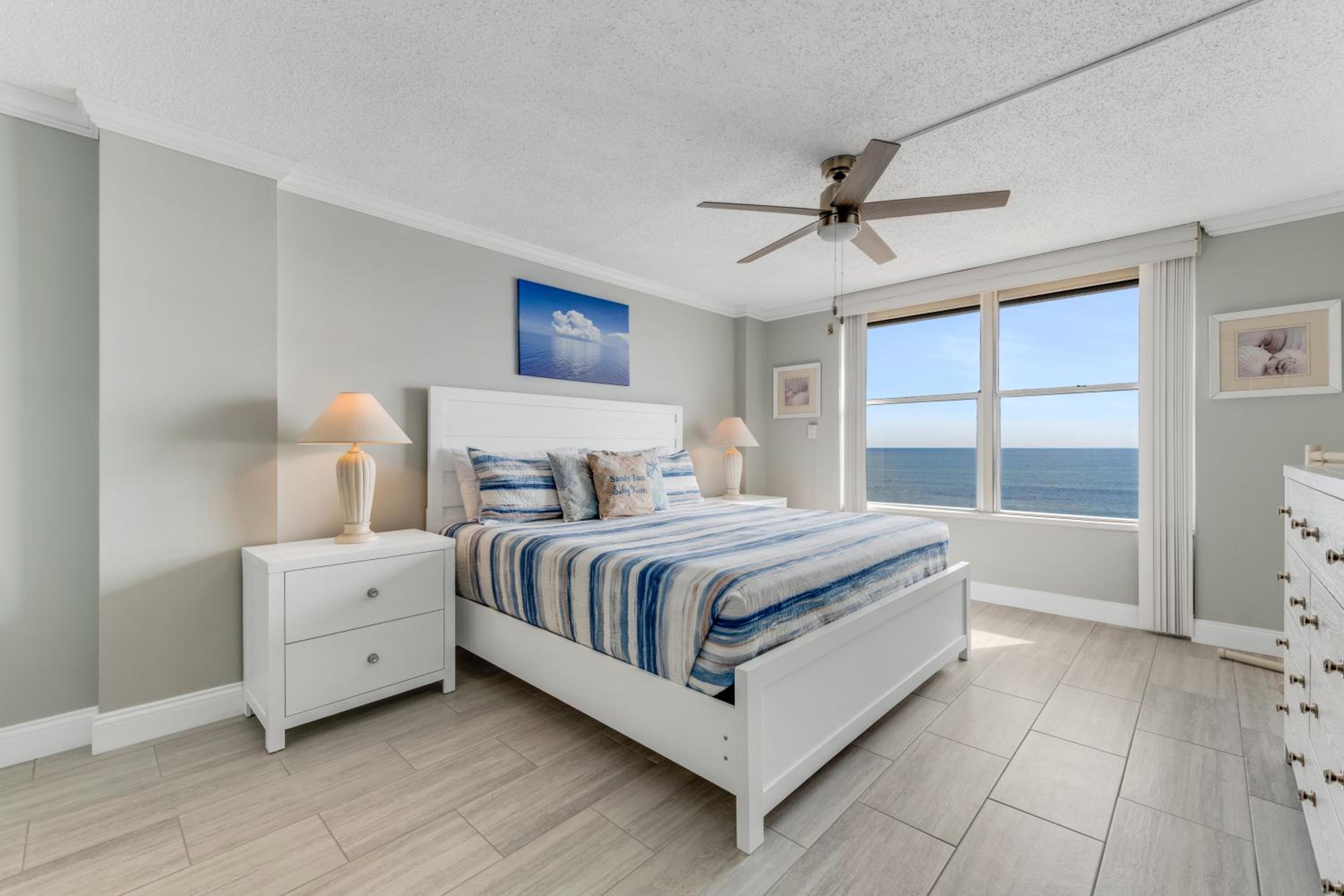 New listing! Direct oceanfront condo with private balcony overlooking the pool and beach