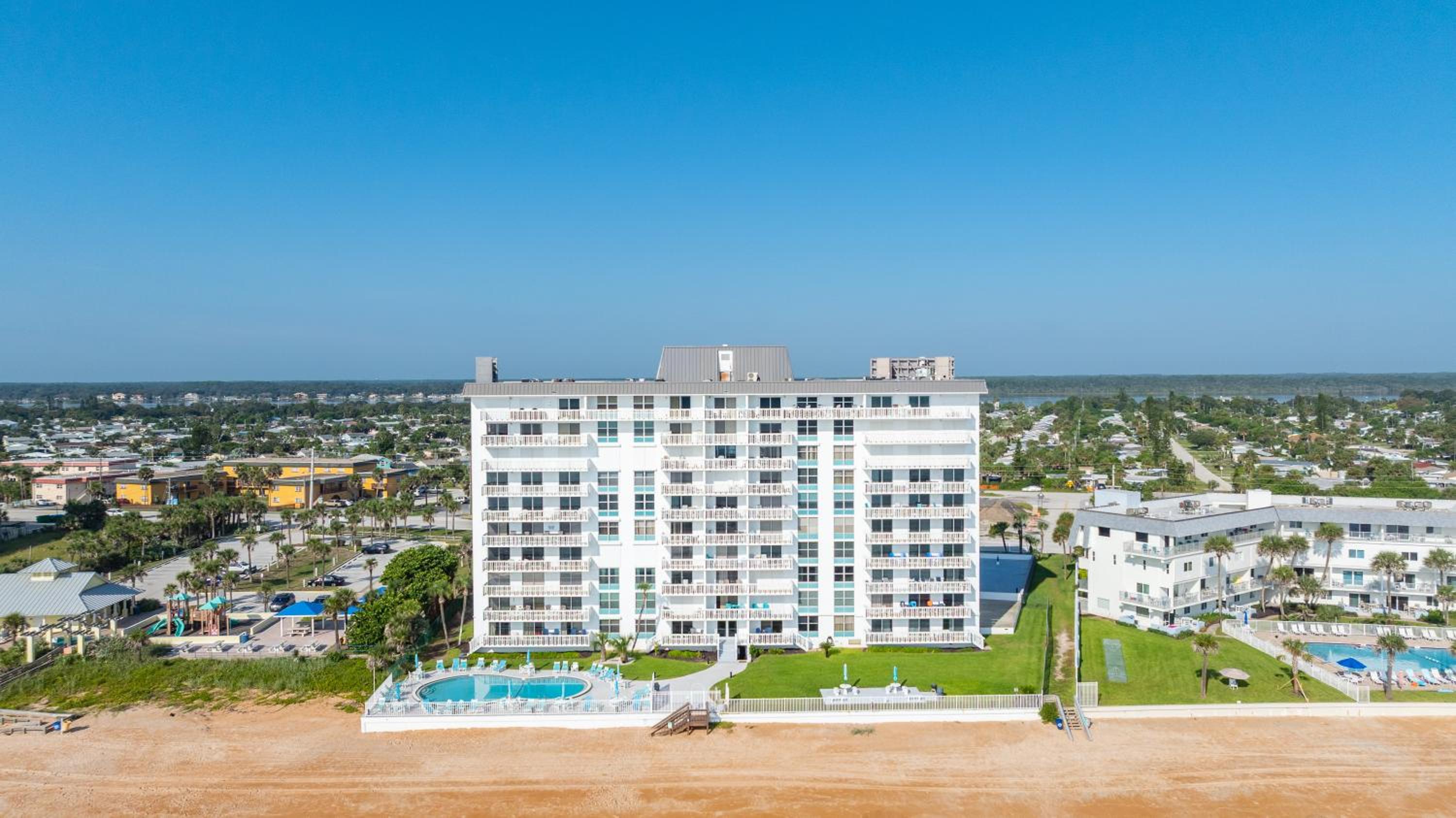 New listing! Direct oceanfront condo with private balcony overlooking the pool and beach