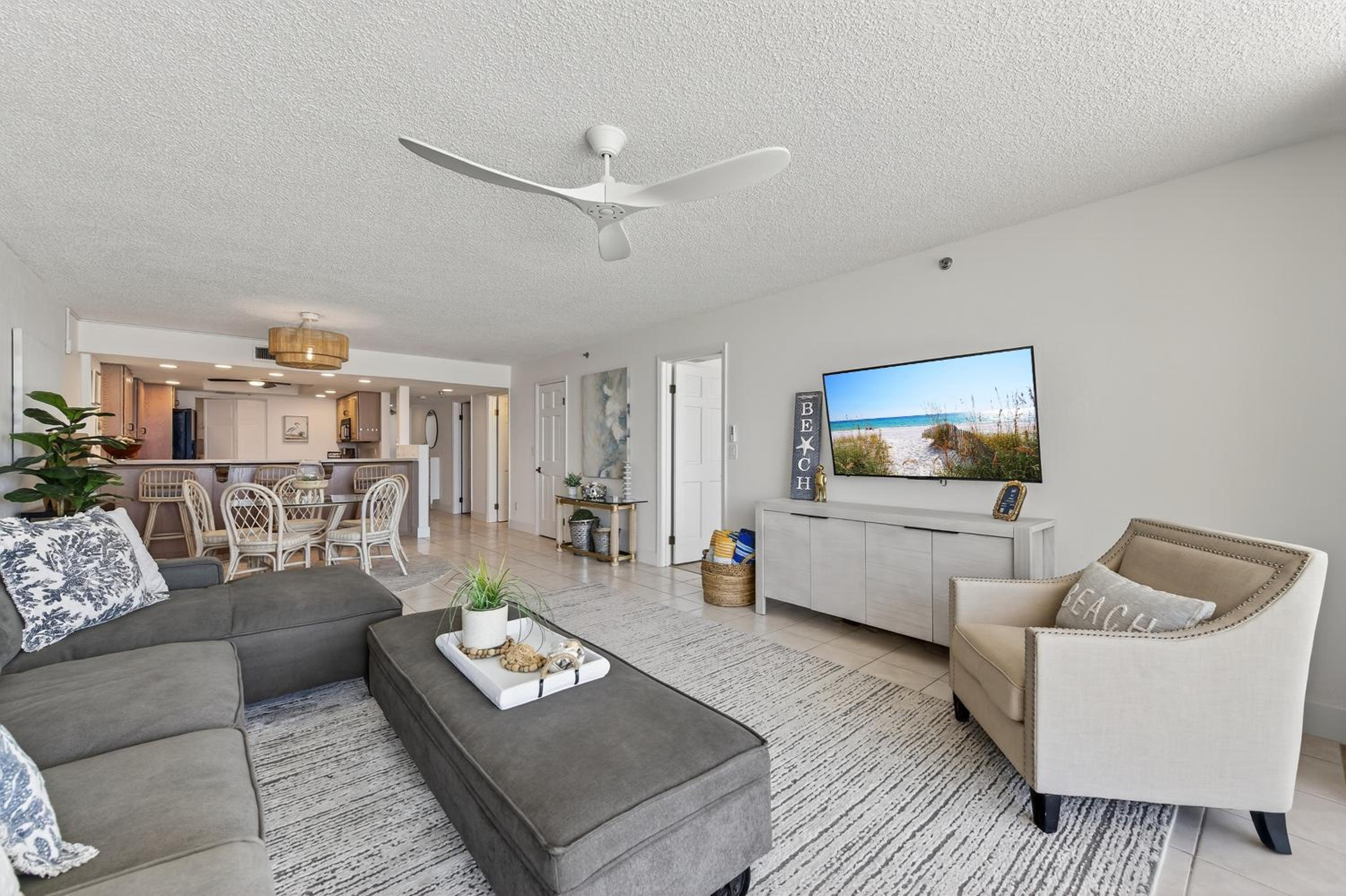 New Listing! Updated direct oceanfront condo with a pool, hot tub, and garage parking