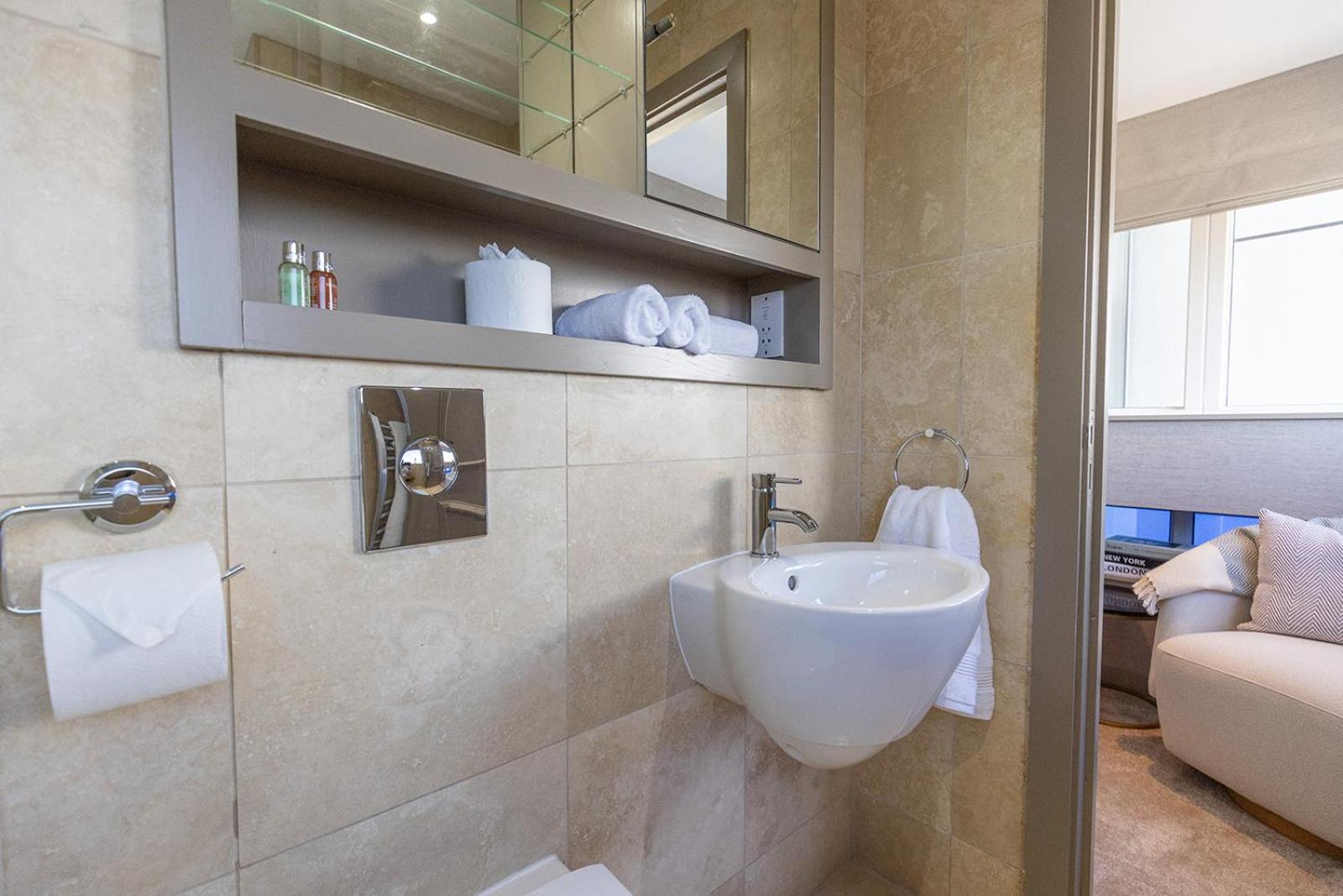 Stylish Apartment in Harrogate, short walk to the Convention Centre & Bettys