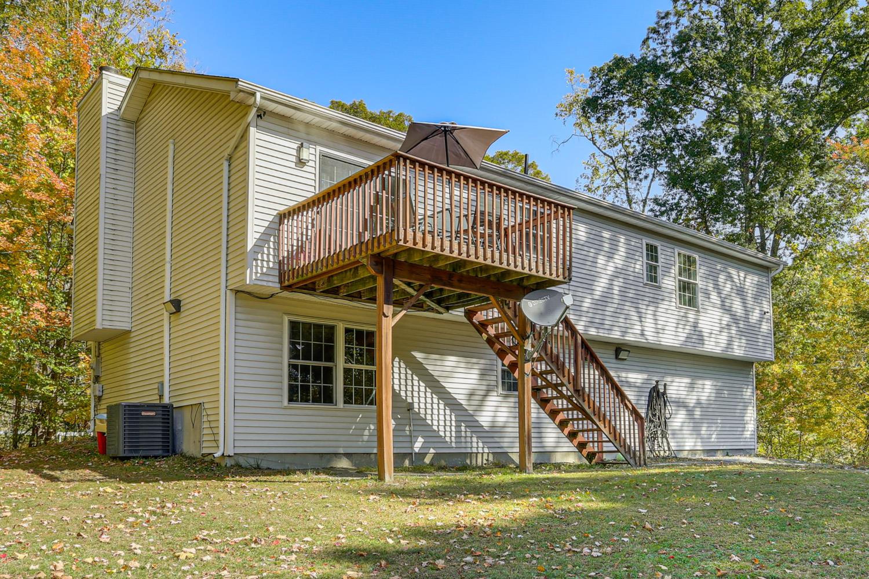 Hike, Ski and Explore Otisville Retreat with Yard!