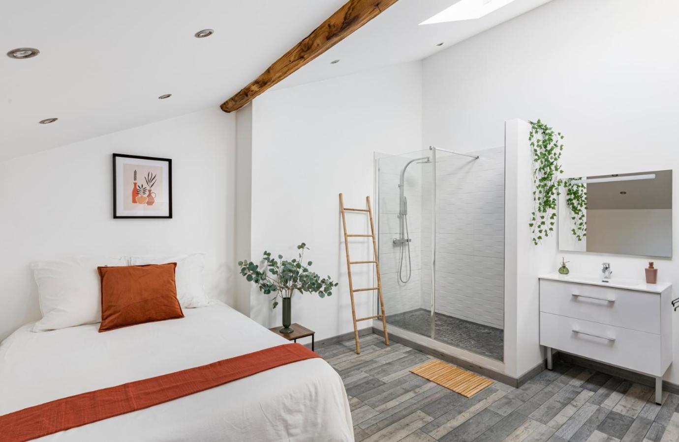 Le Rooftop Loft premium 3 chambres avec terrasse & parking en centre-ville de Saint-Étienne