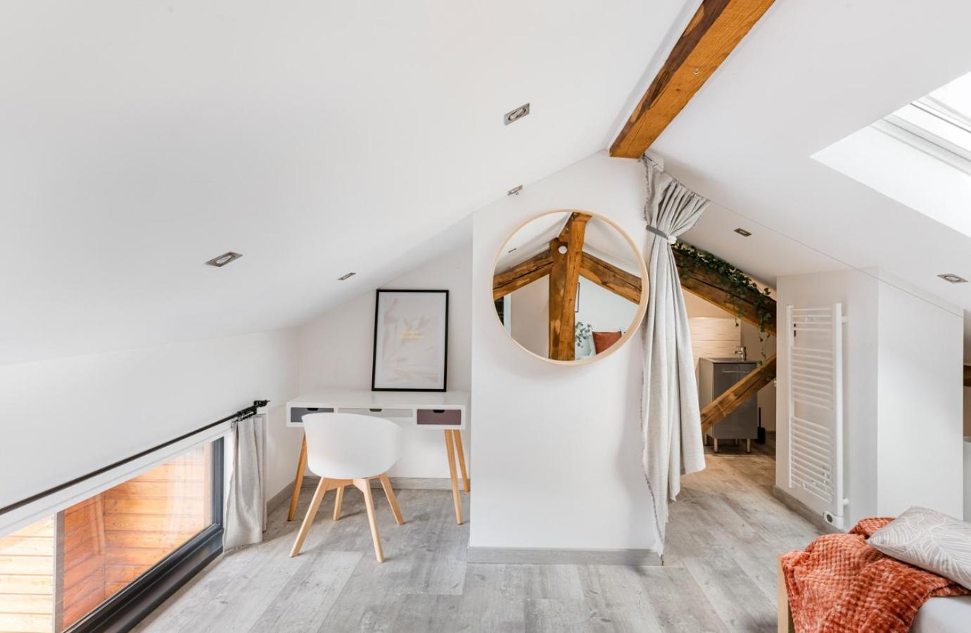 Le Rooftop Loft premium 3 chambres avec terrasse & parking en centre-ville de Saint-Étienne