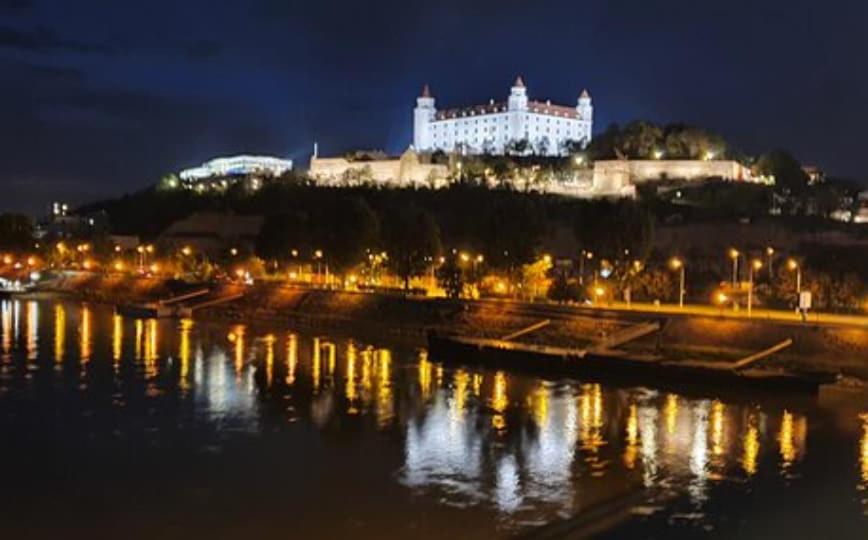 Comfy - Old town apartment Bratislava