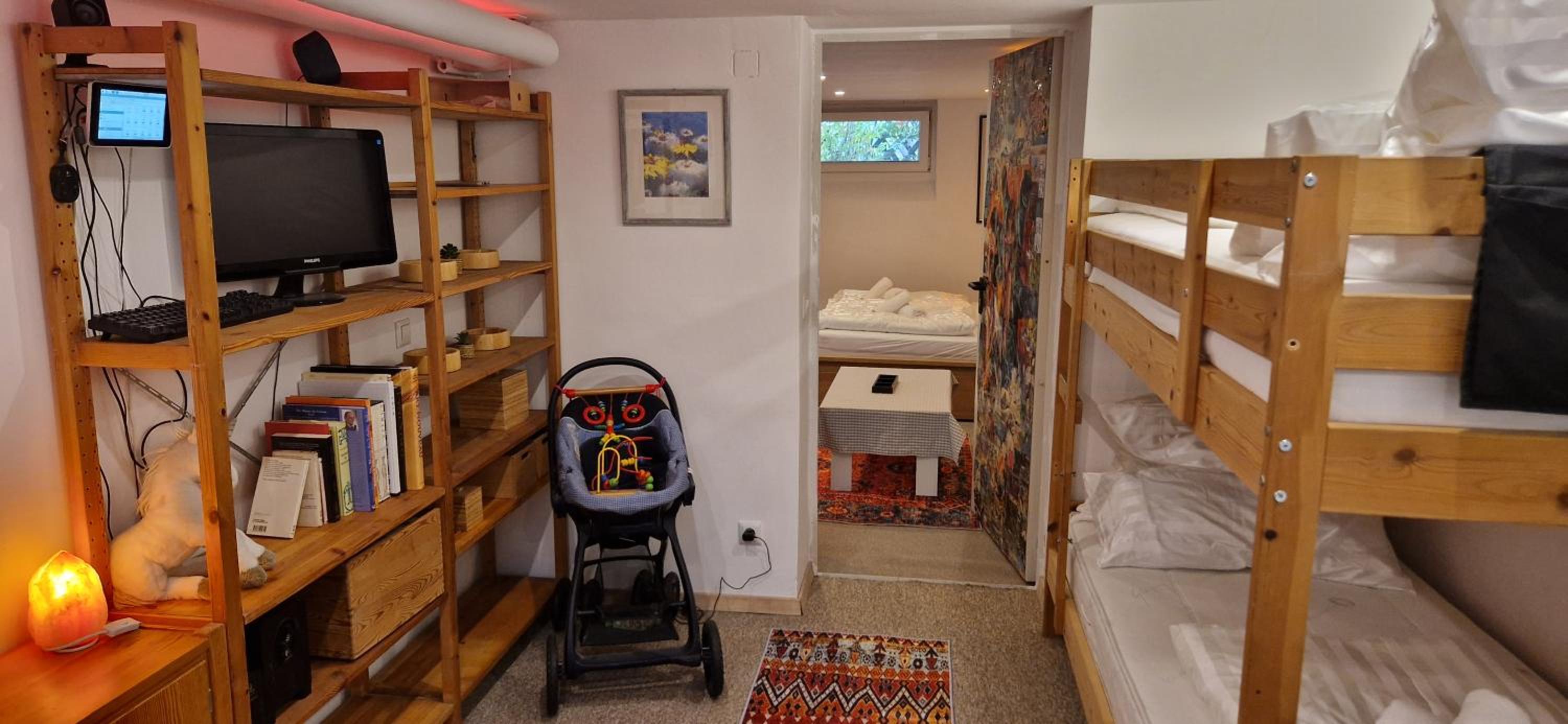 Kreuzberg Zentral - 7 Betten bis 11 Personen - Genial für große Gruppen