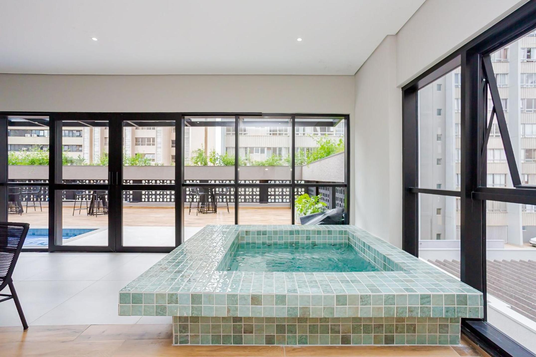Apartamento Moderno e Completo em Curitiba