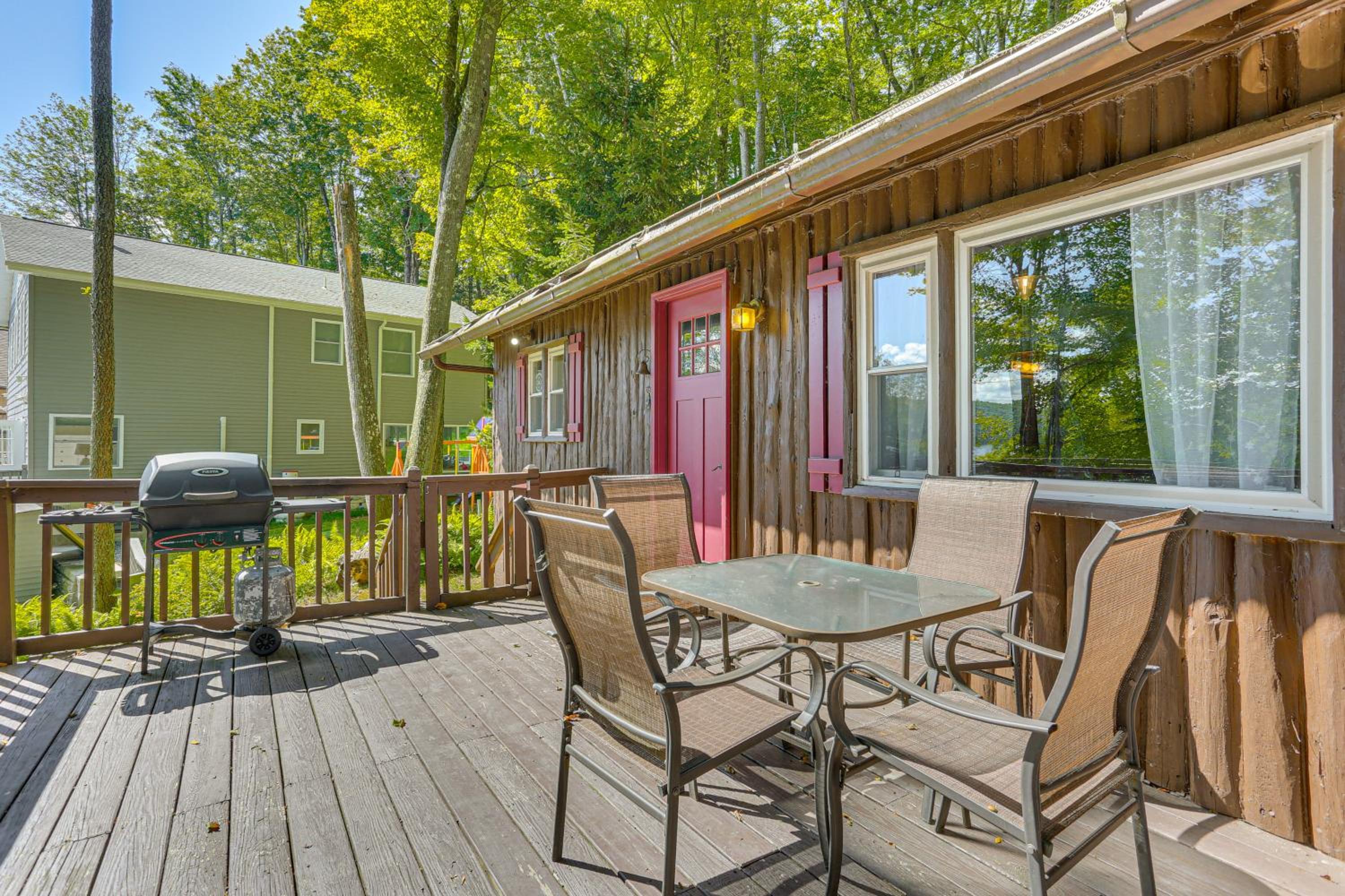 Boat, Hike and Fish Rustic Greenwood Retreat