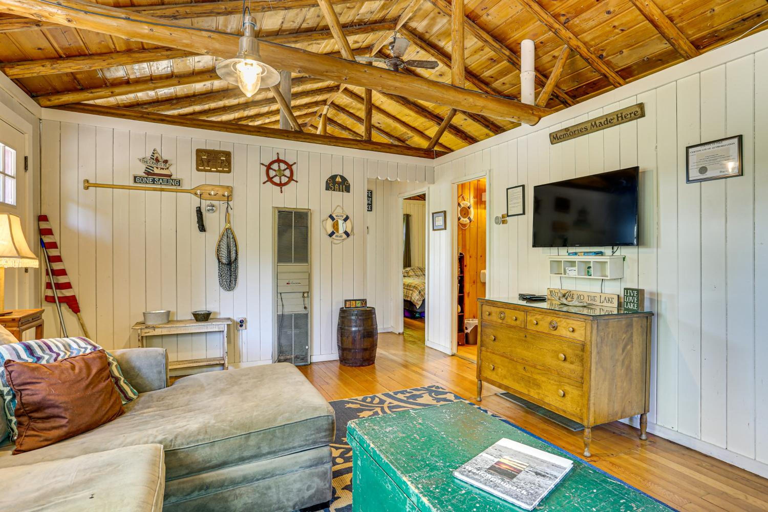 Boat, Hike and Fish Rustic Greenwood Retreat