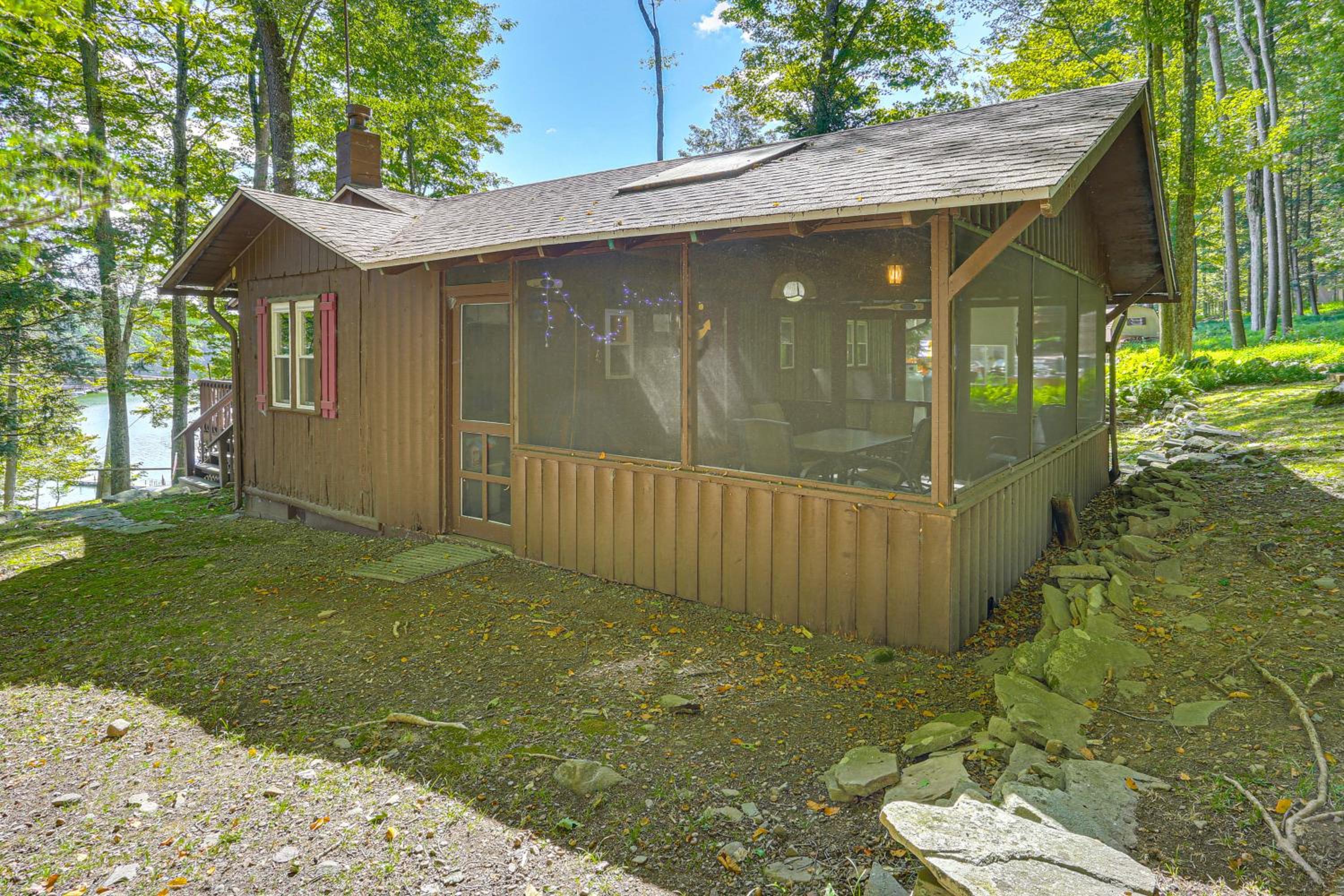 Boat, Hike and Fish Rustic Greenwood Retreat