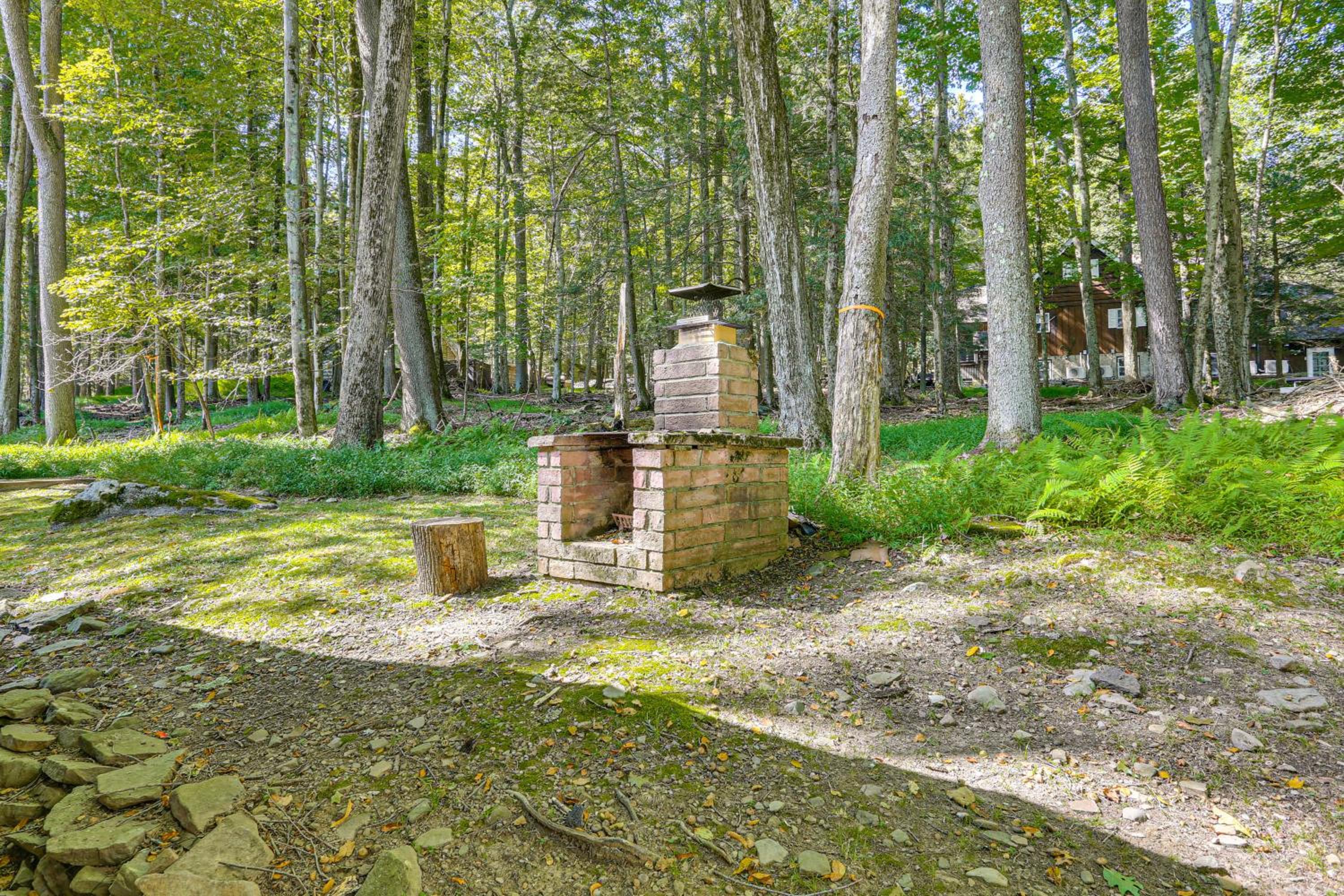 Boat, Hike and Fish Rustic Greenwood Retreat