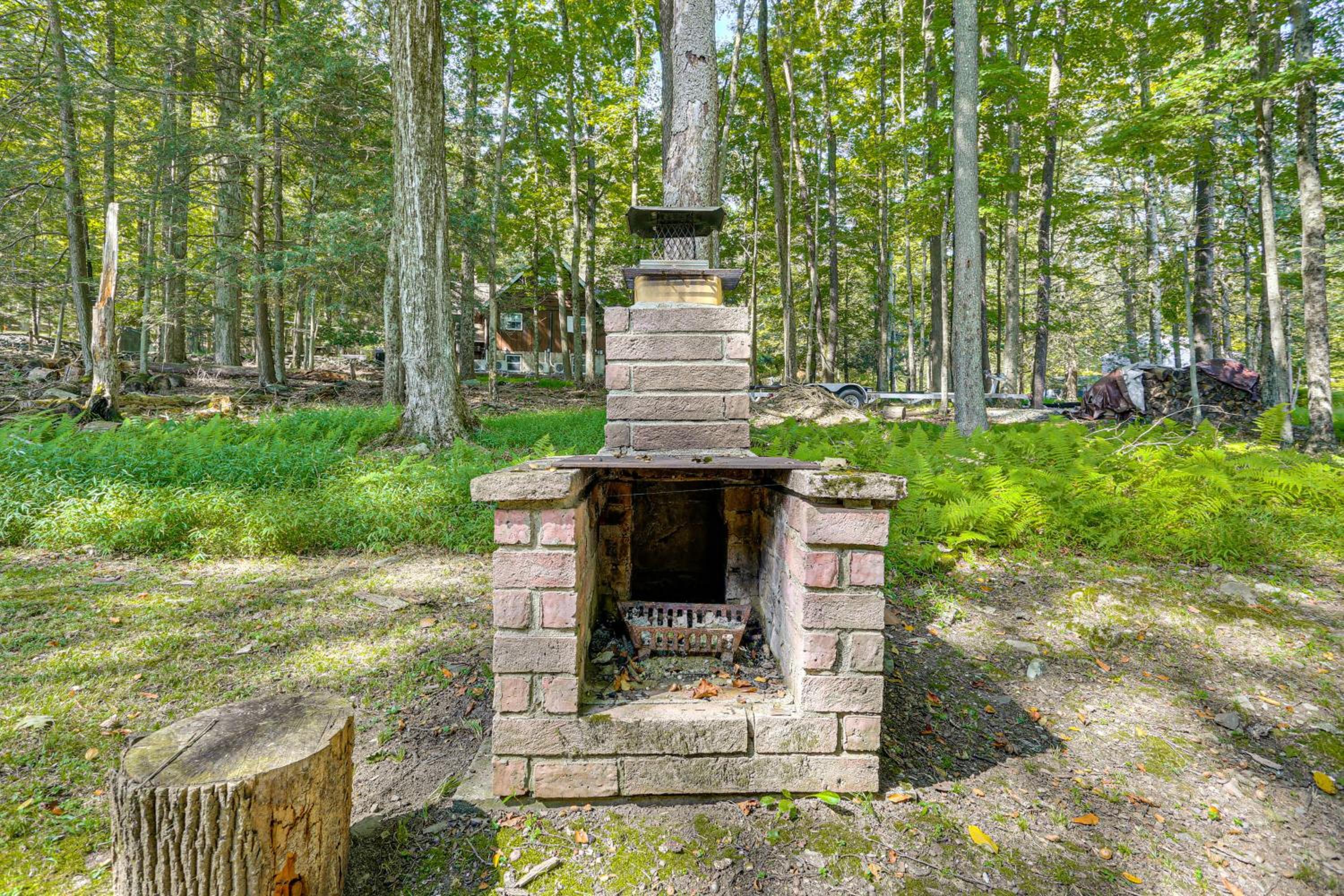 Boat, Hike and Fish Rustic Greenwood Retreat