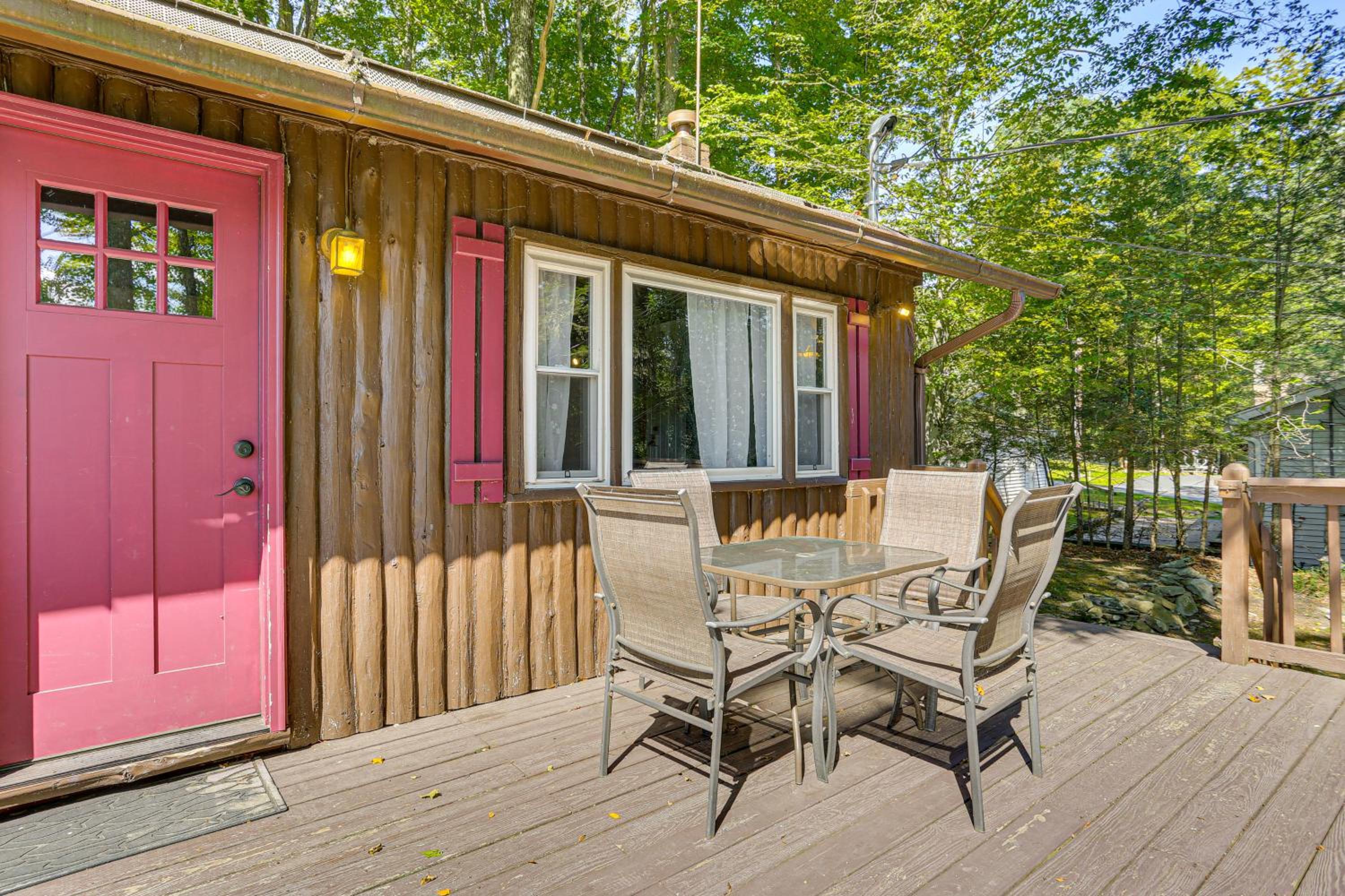 Boat, Hike and Fish Rustic Greenwood Retreat