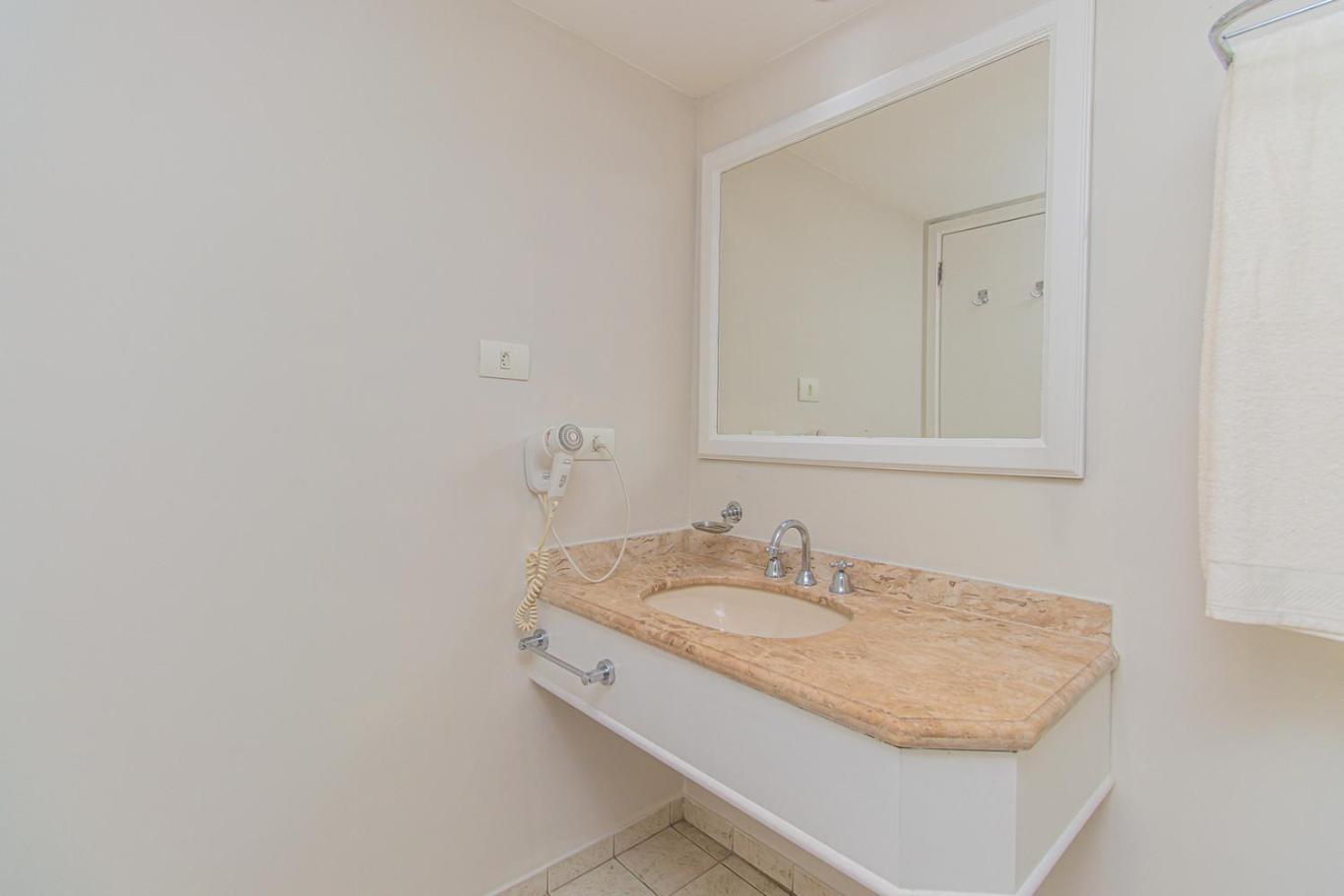 Flat c Academia, Sauna e Garagem - Jardim Paulista