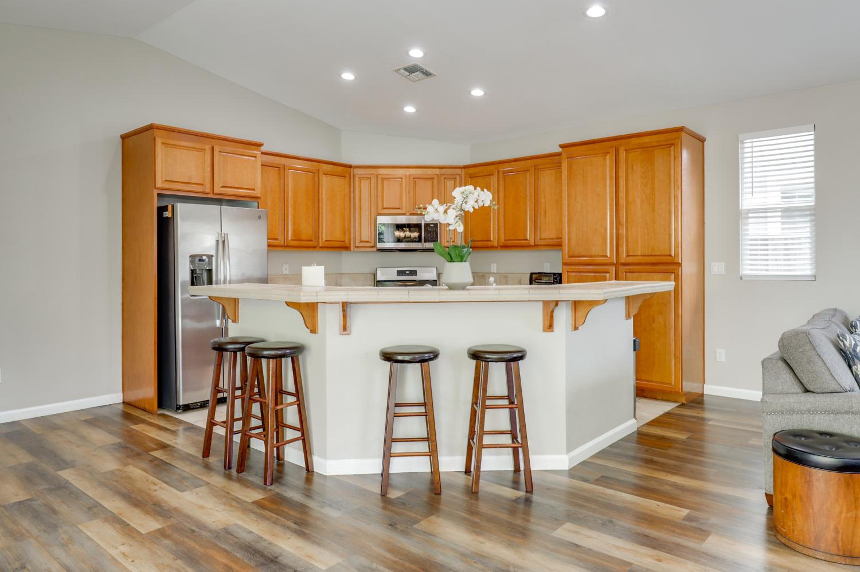 Quiet and Convenient! Santa Rosa Family Home with Yard