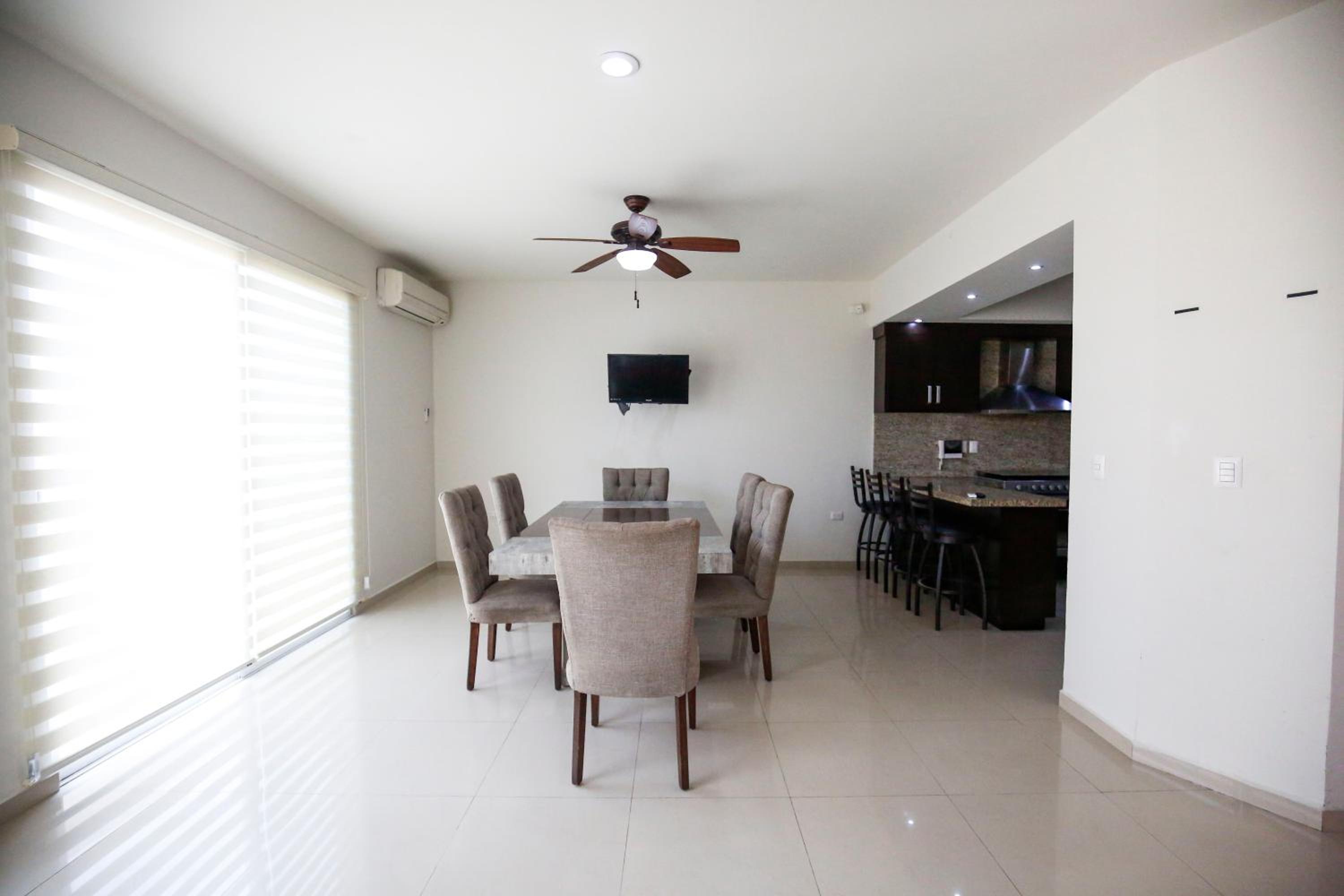 House in Punta Cerritos 3 Bedrooms and Rooftop
