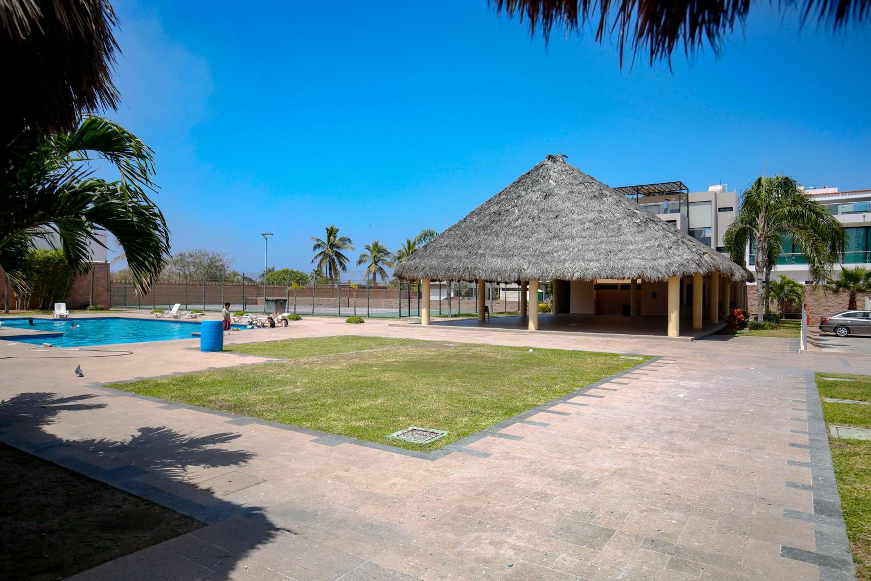 House in Punta Cerritos 3 Bedrooms and Rooftop