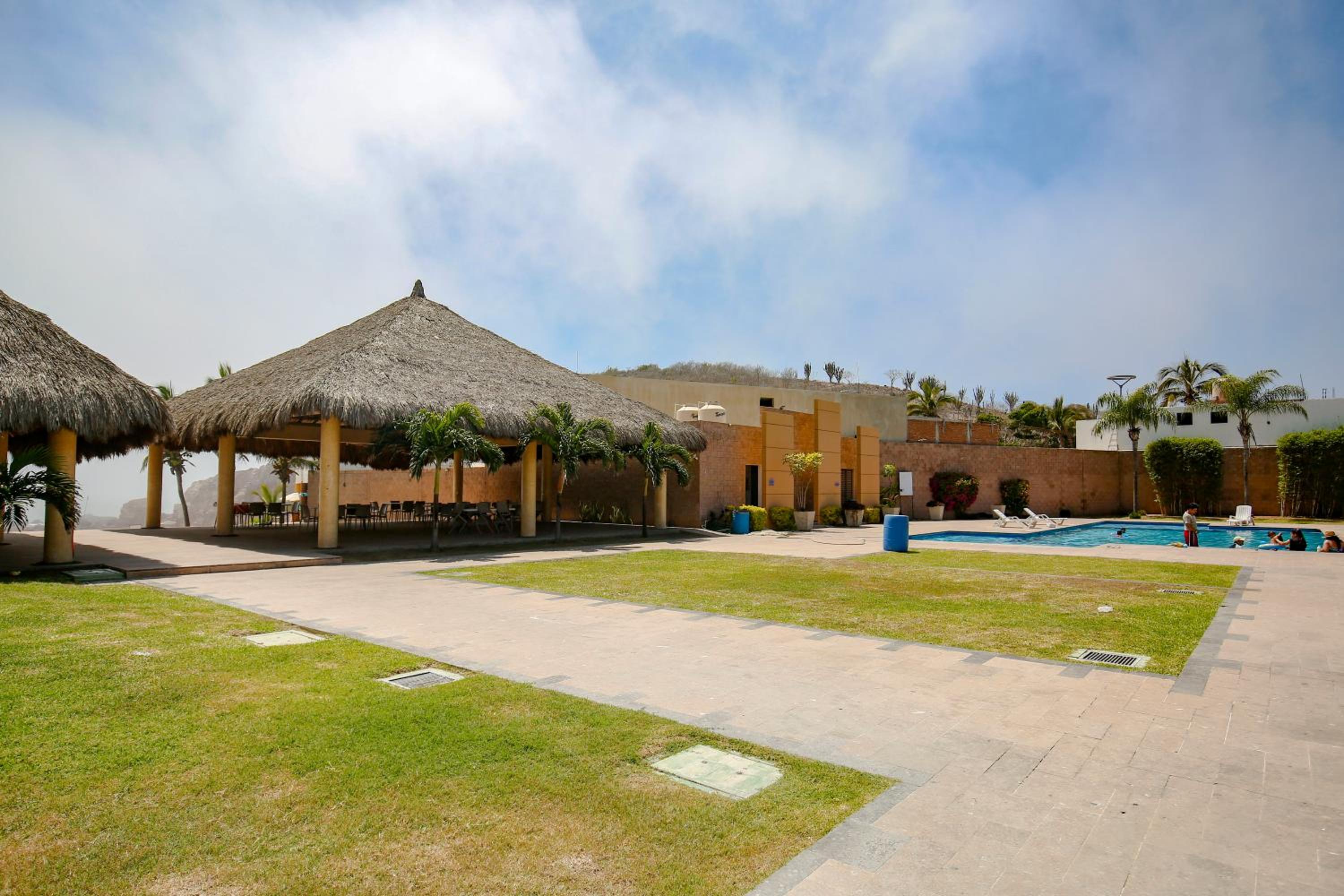 House in Punta Cerritos 3 Bedrooms and Rooftop