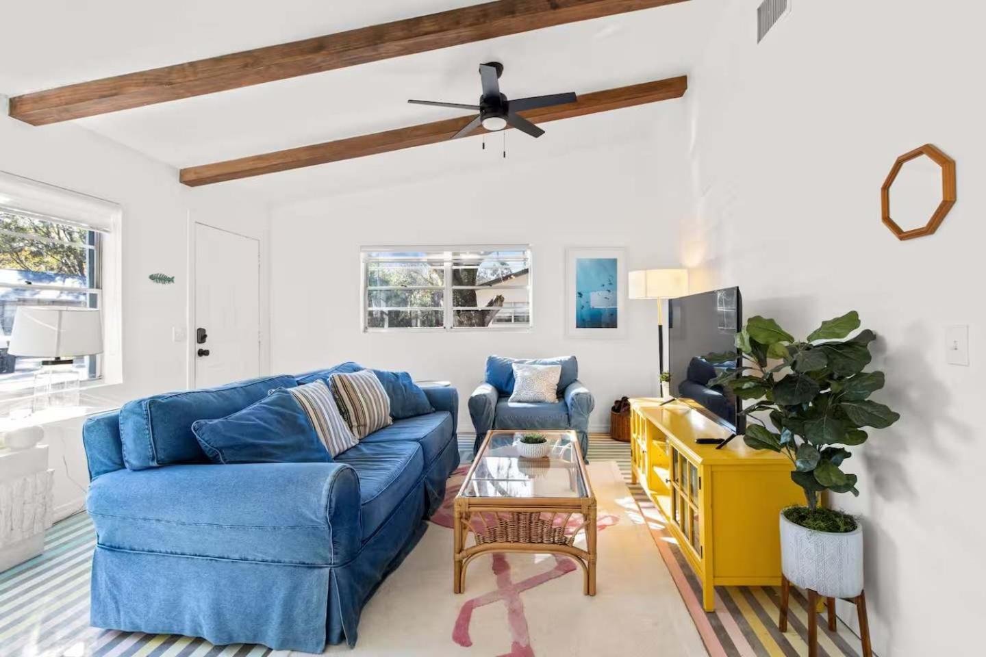 Crystal River Stay - Near Manatees - 2min to Plantation Golf