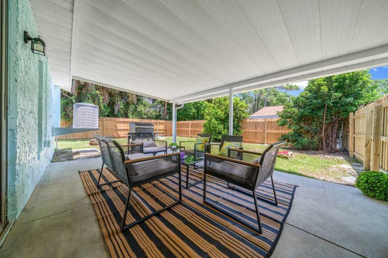The Happy Haven - Near Manatee Tours - Pet Friendly