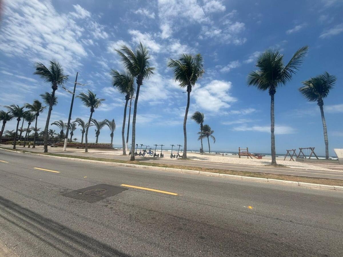 A Praia É Lá!